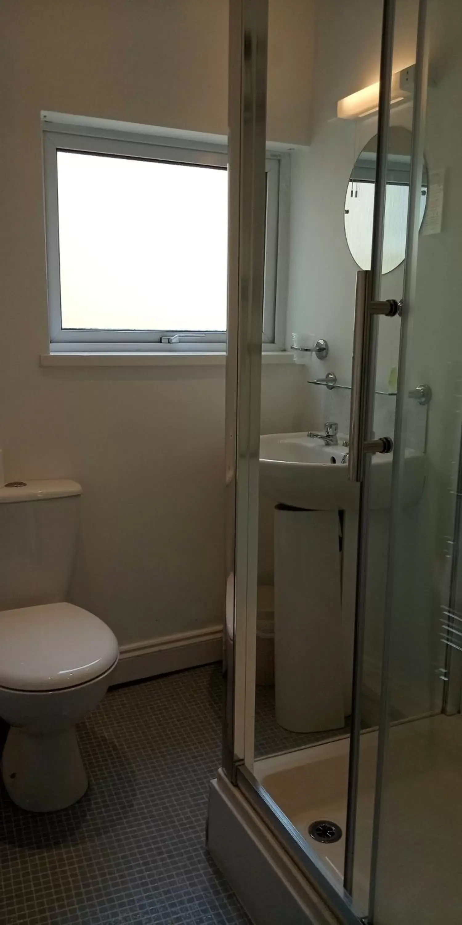 Shower, Bathroom in Kynance House
