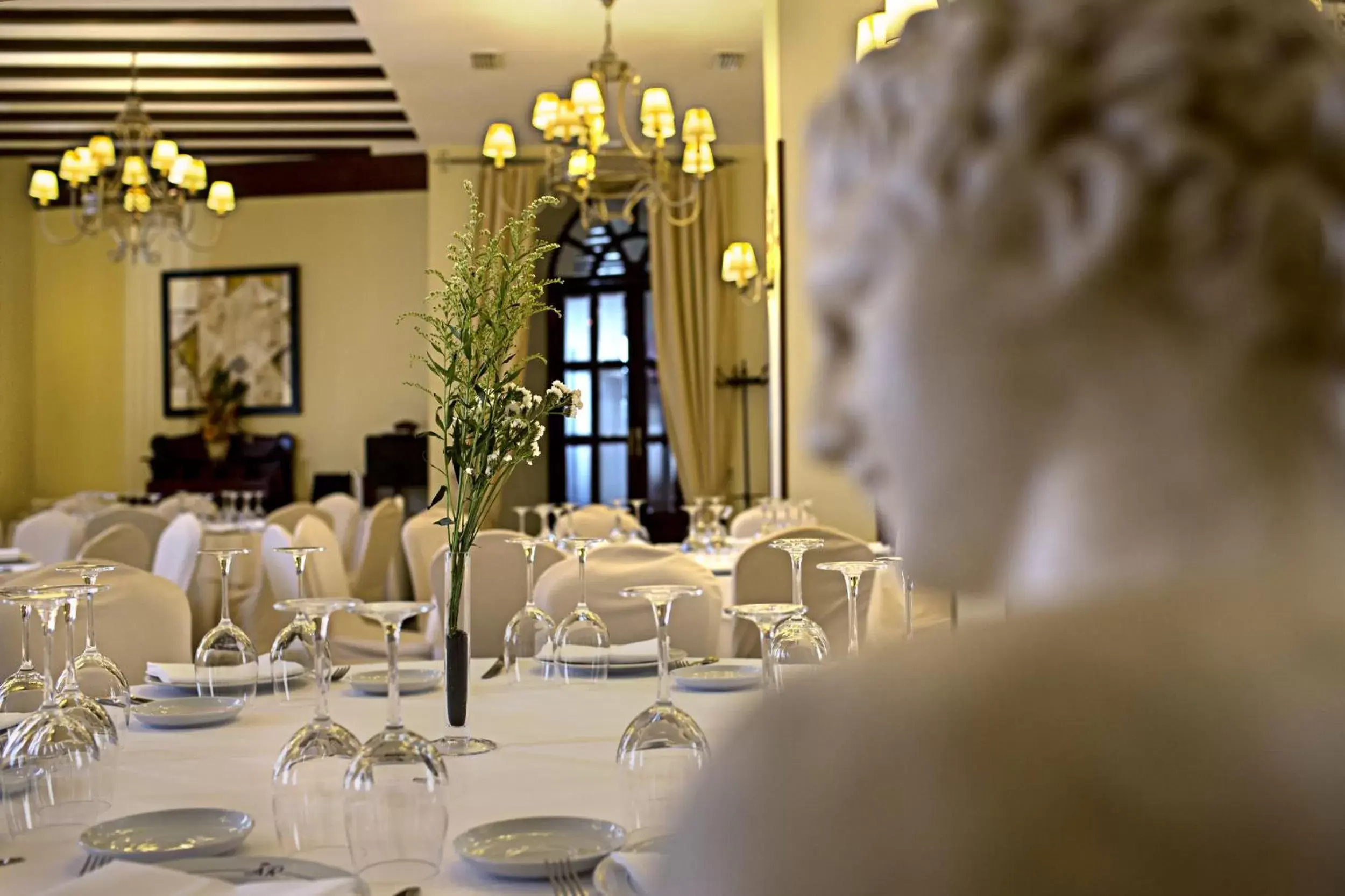 Restaurant/Places to Eat in Hotel Alcázar de la Reina