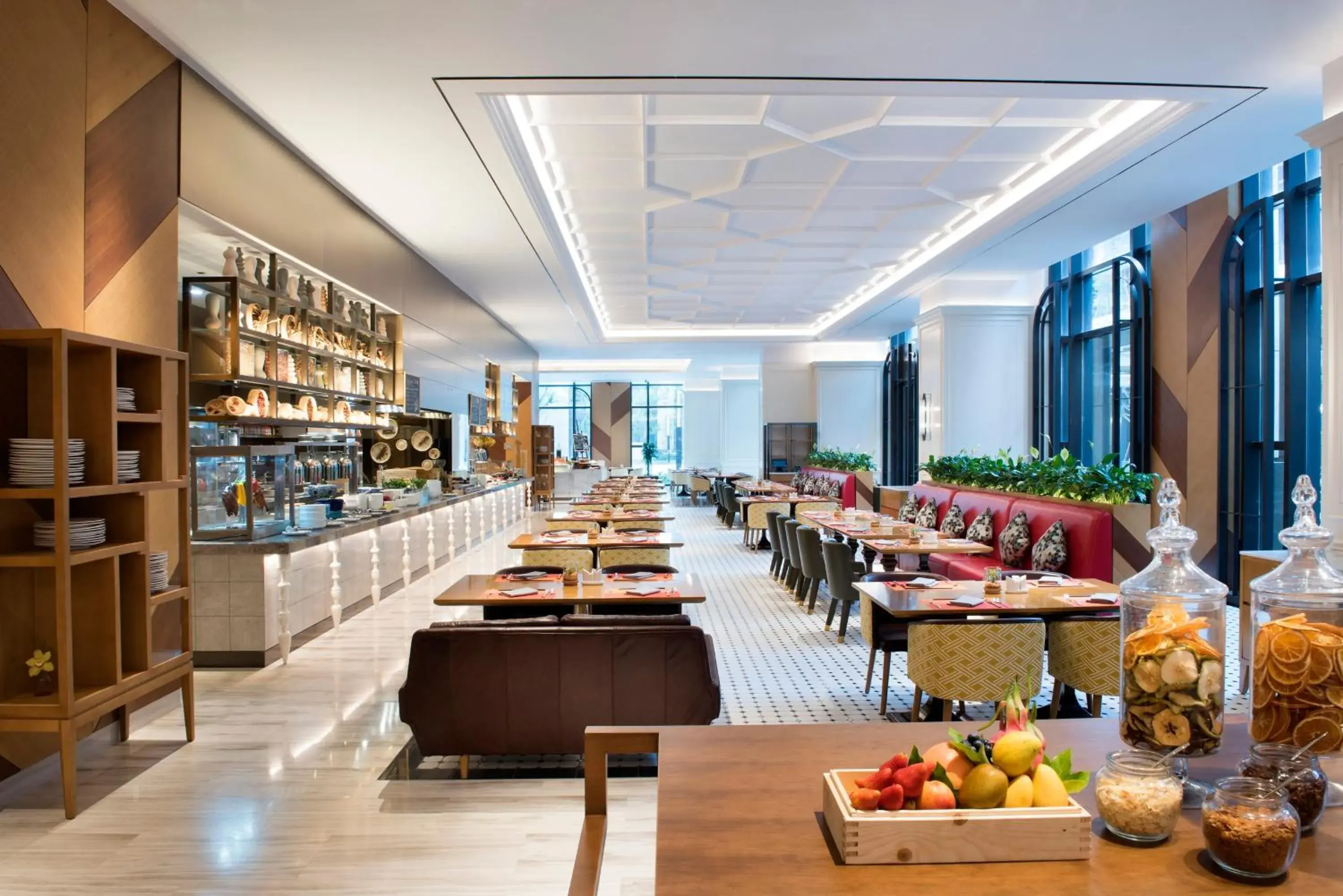 Restaurant/Places to Eat in Crowne Plaza Shanghai Pujiang, an IHG Hotel