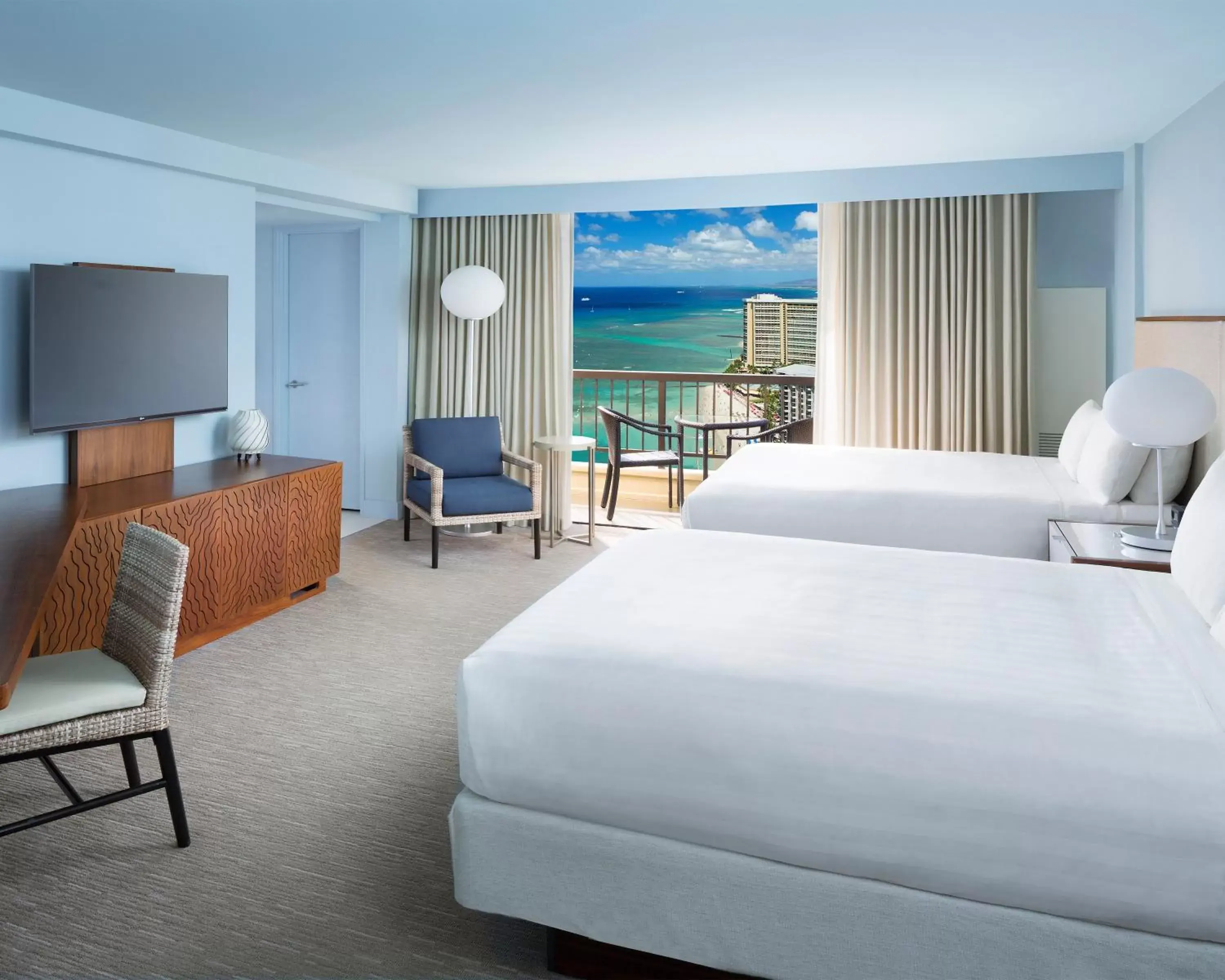 Queen Room with Two Queen Beds and Ocean View in Hyatt Regency Waikiki Beach Resort & Spa