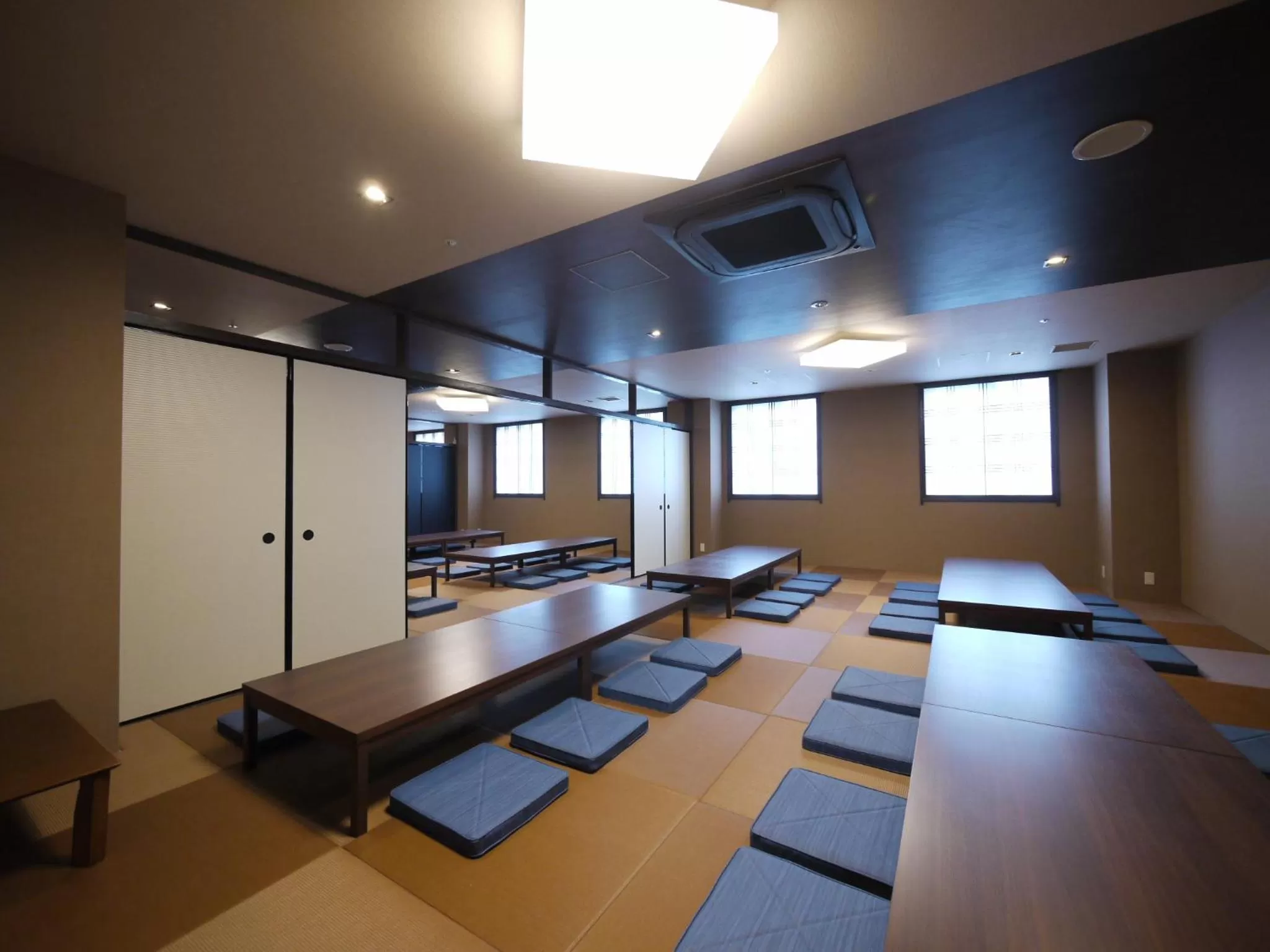 Restaurant/places to eat in Himeji Castle Grandvrio Hotel