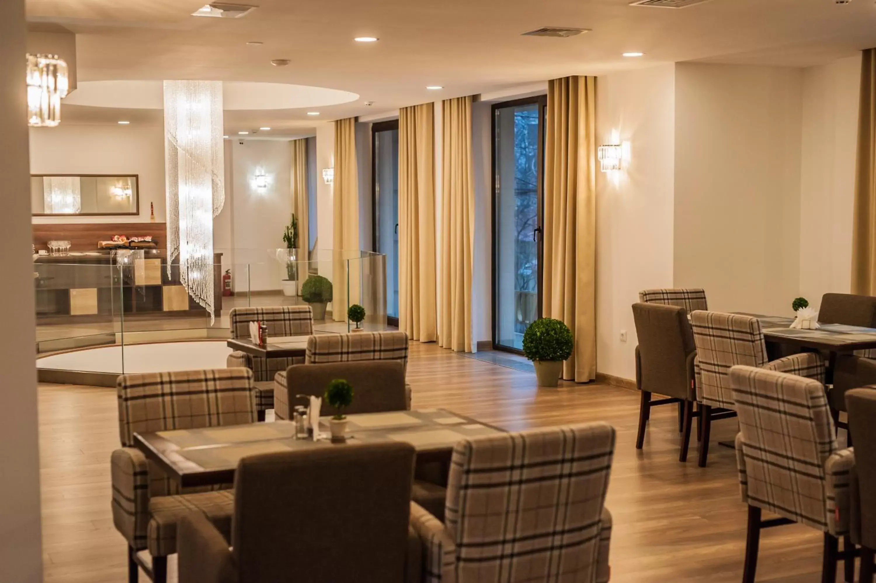 Restaurant/places to eat in Bernardazzi Grand Hotel Restaurant/places to eat in Bernardazzi Grand Hotel