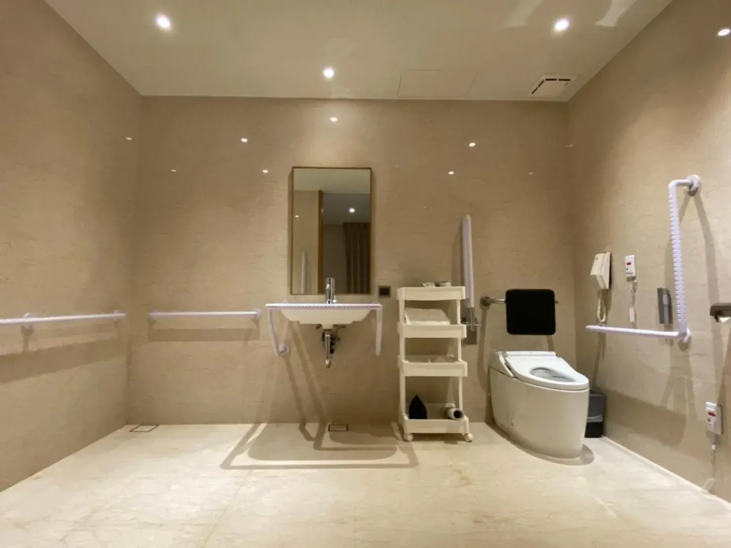 Bathroom in Tango Hotel Taipei Xinyi