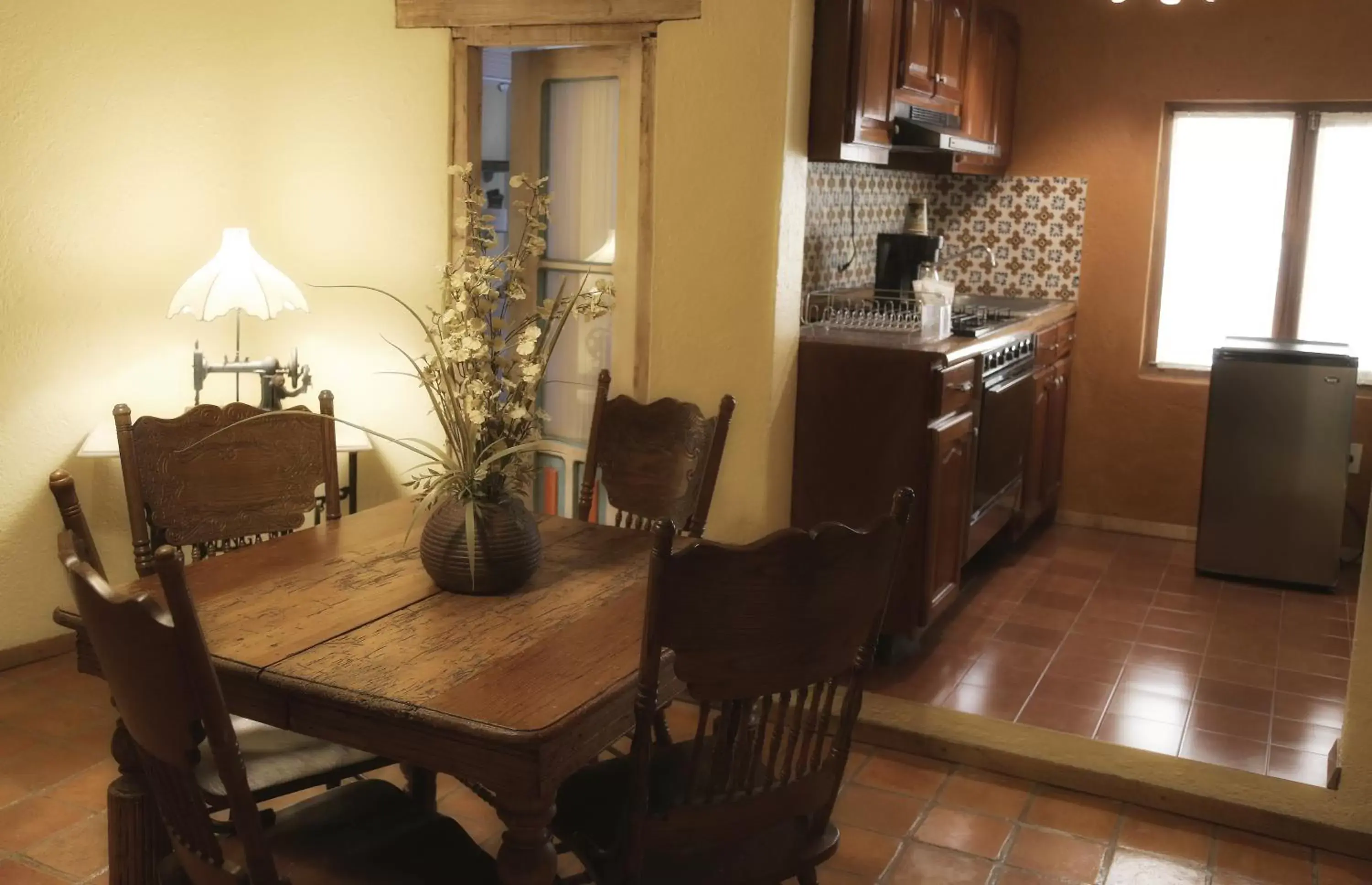 Decorative detail, Dining Area in El Meson de los Poetas