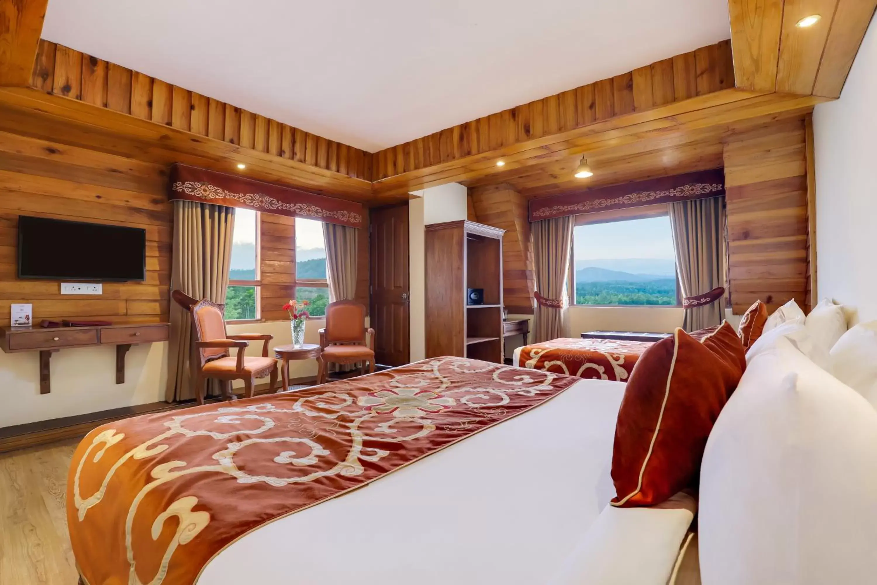 Bed in Summit Hermon Hotel & Spa