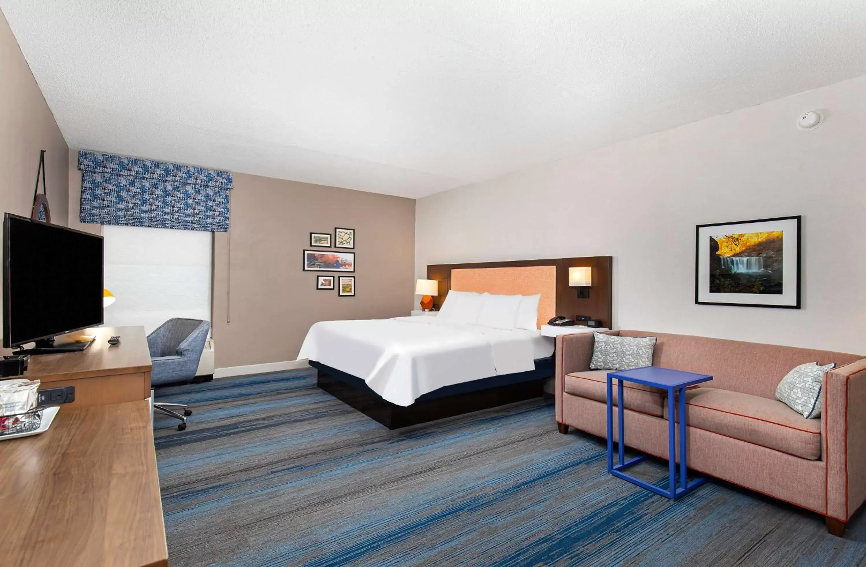 Bedroom, Bed in Hampton Inn Corbin Bedroom, Bed in Hampton Inn Corbin