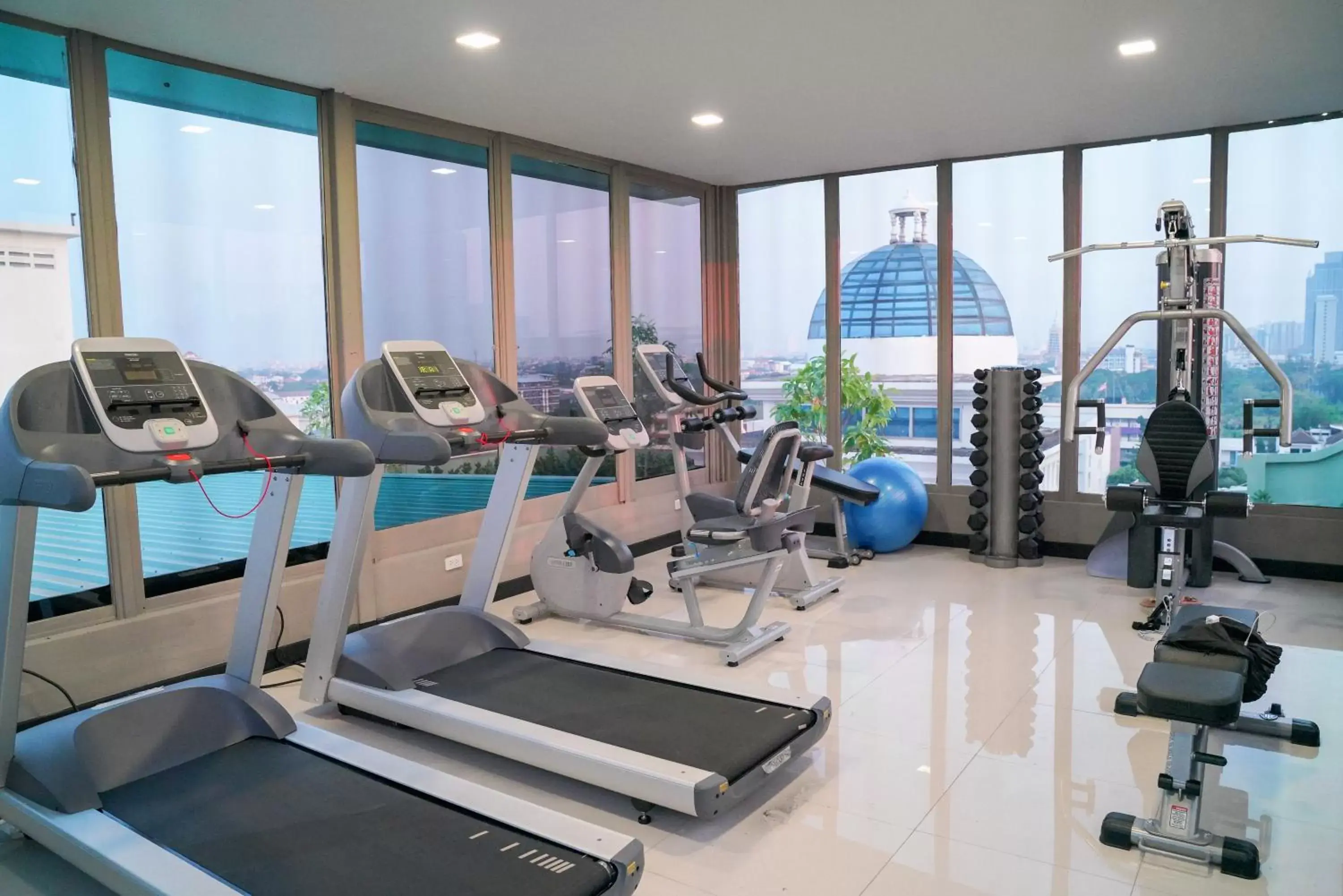 Fitness centre/facilities, Fitness Center/Facilities in Romance Hotel Sukhumvit 97