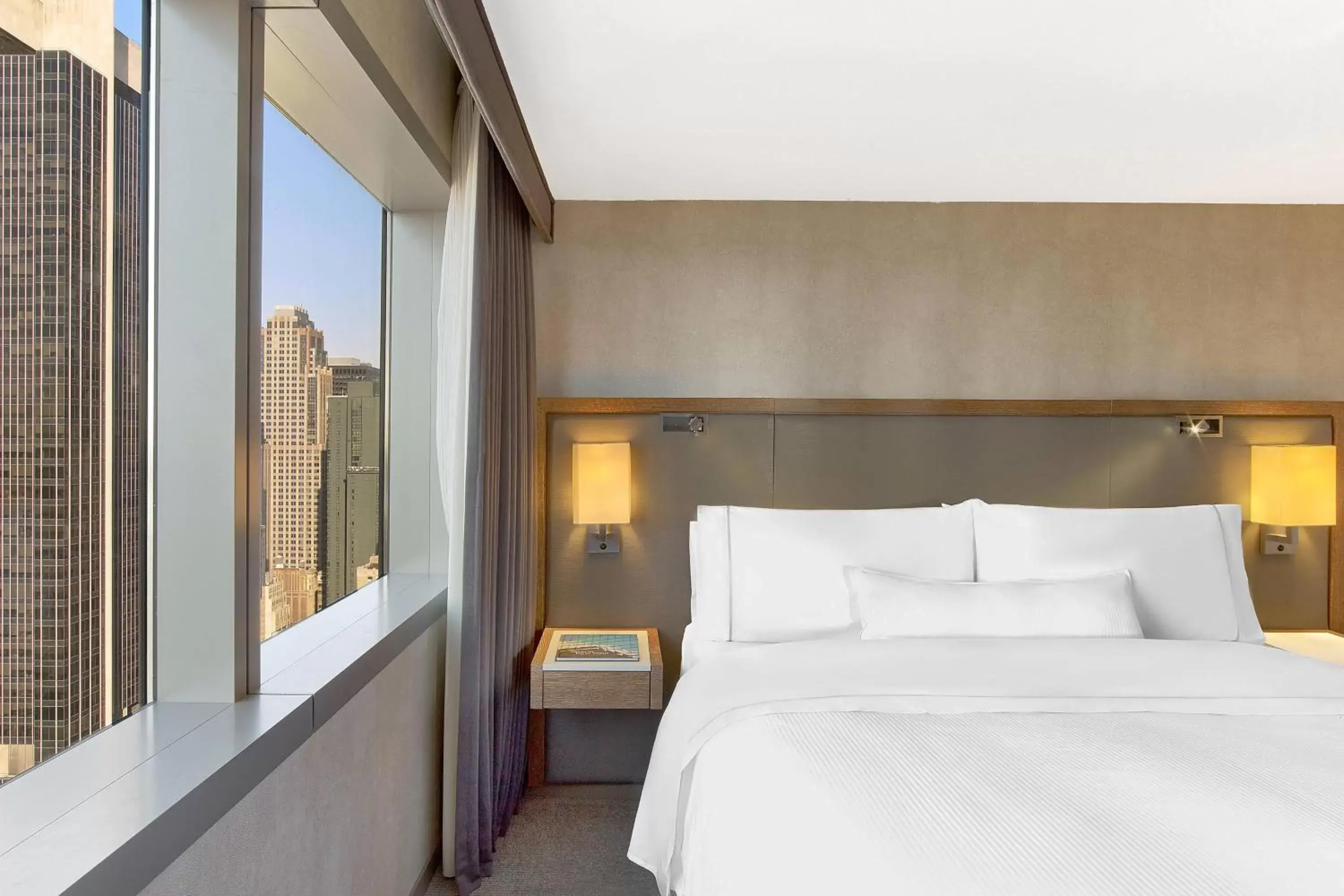 Bedroom, Bed in The Westin New York at Times Square