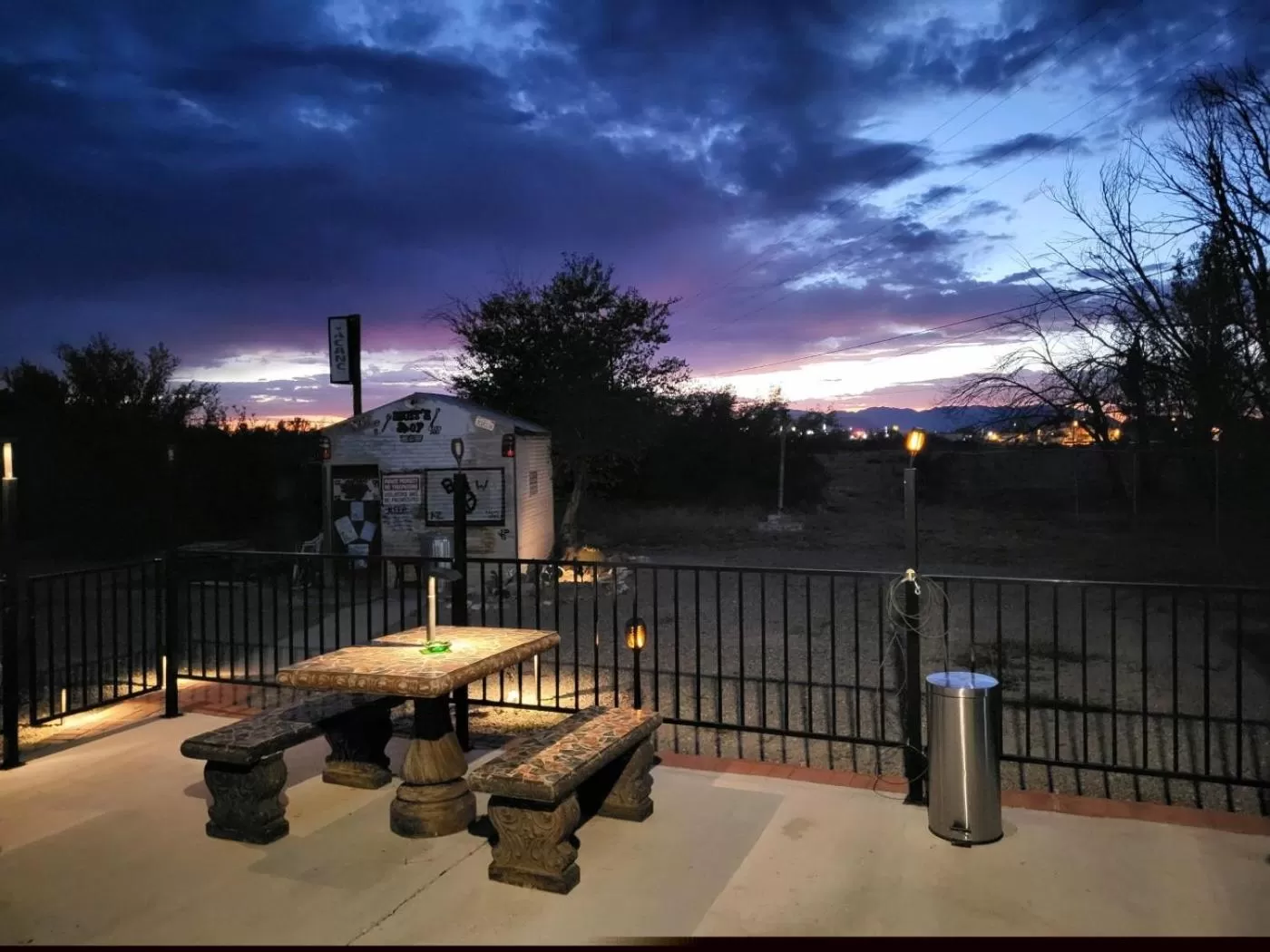 Balcony/Terrace in Rose's Motel