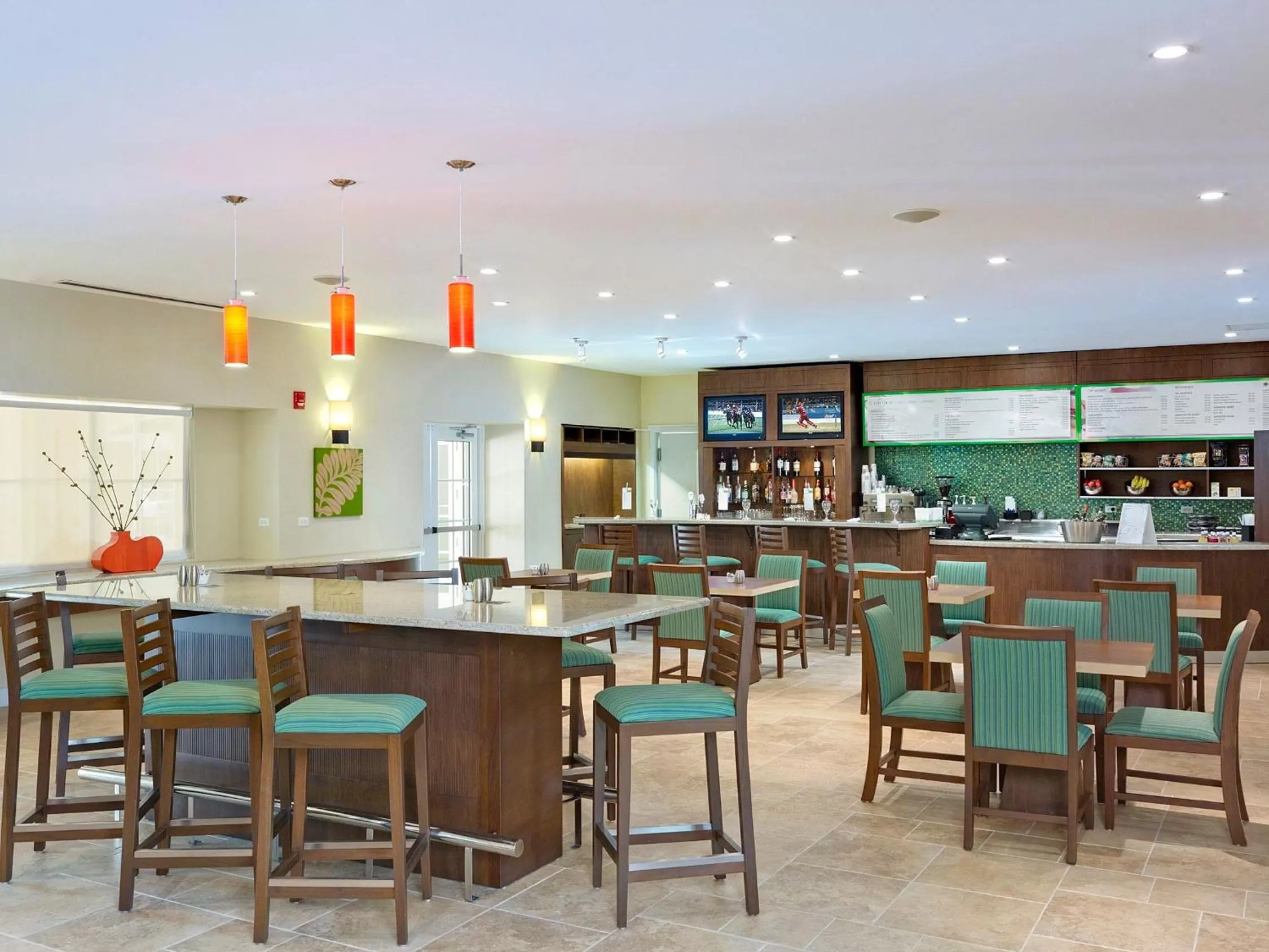 Restaurant/places to eat in Courtyard by Marriott Bridgetown, Barbados