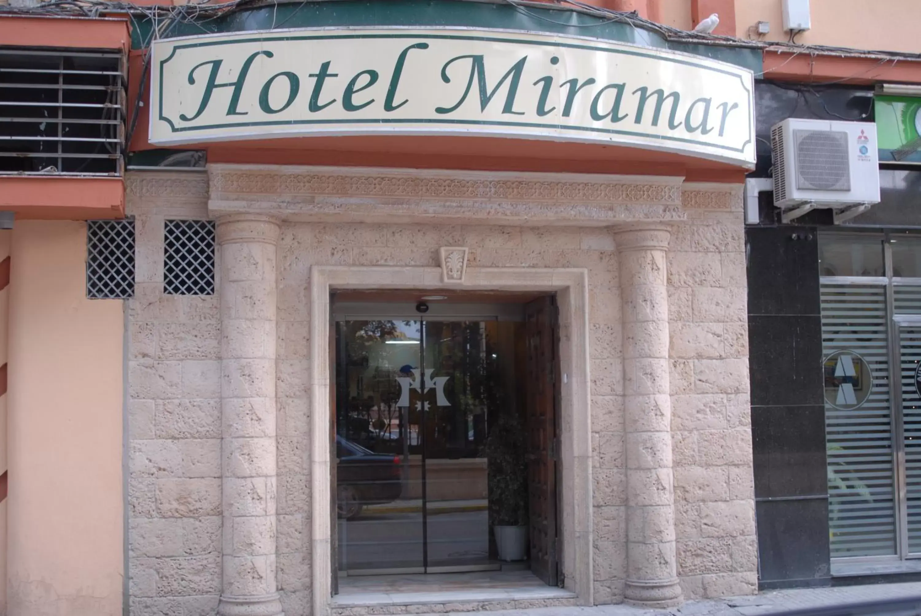 Facade/entrance in Hotel Miramar