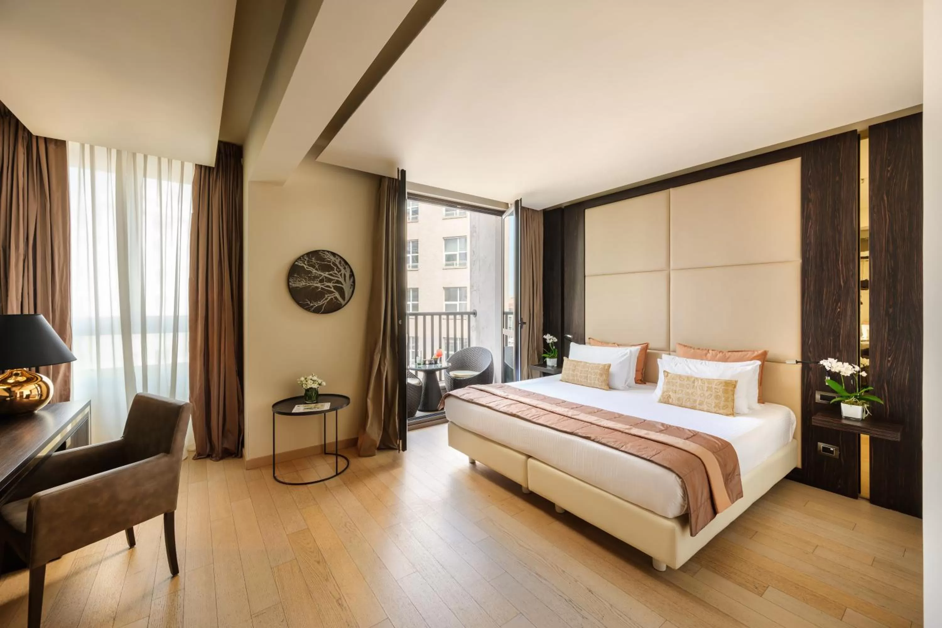 Bedroom, Bed in Hotel The Square Milano Duomo - Preferred Hotels & Resorts