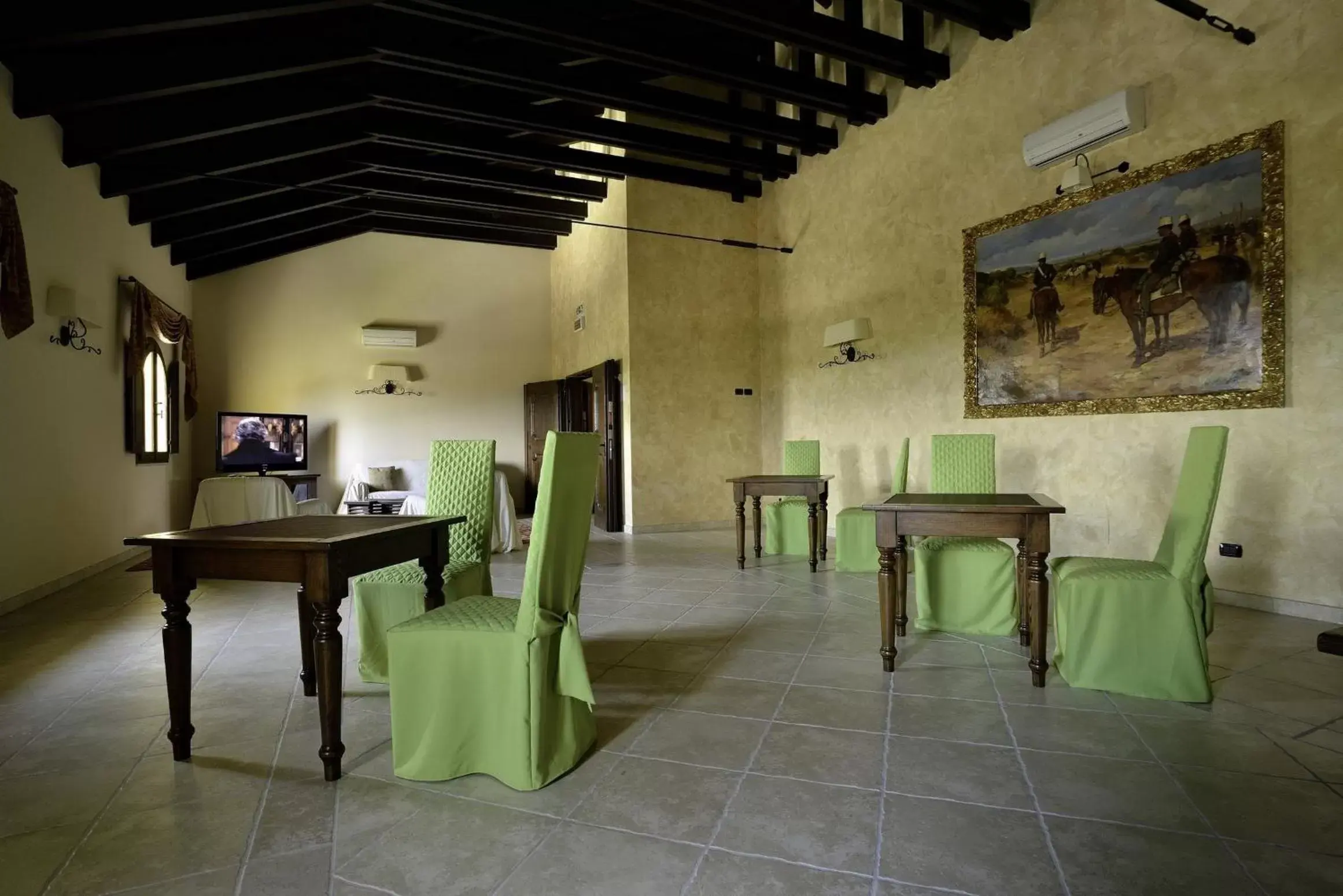 Communal lounge/ TV room, Dining Area in Hotel Tenuta San Francesco