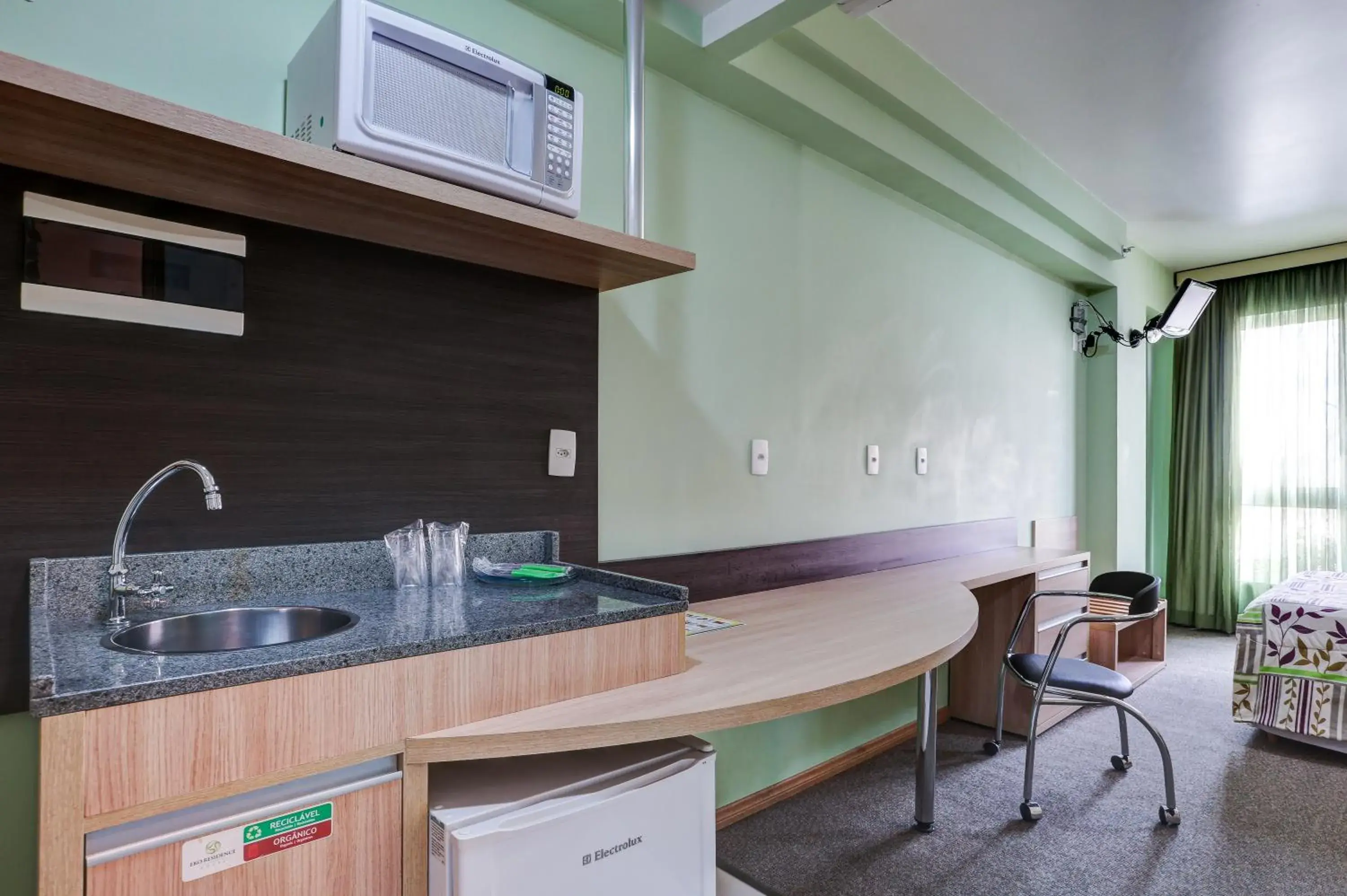 kitchen, Kitchen/Kitchenette in Eko Residence Hotel