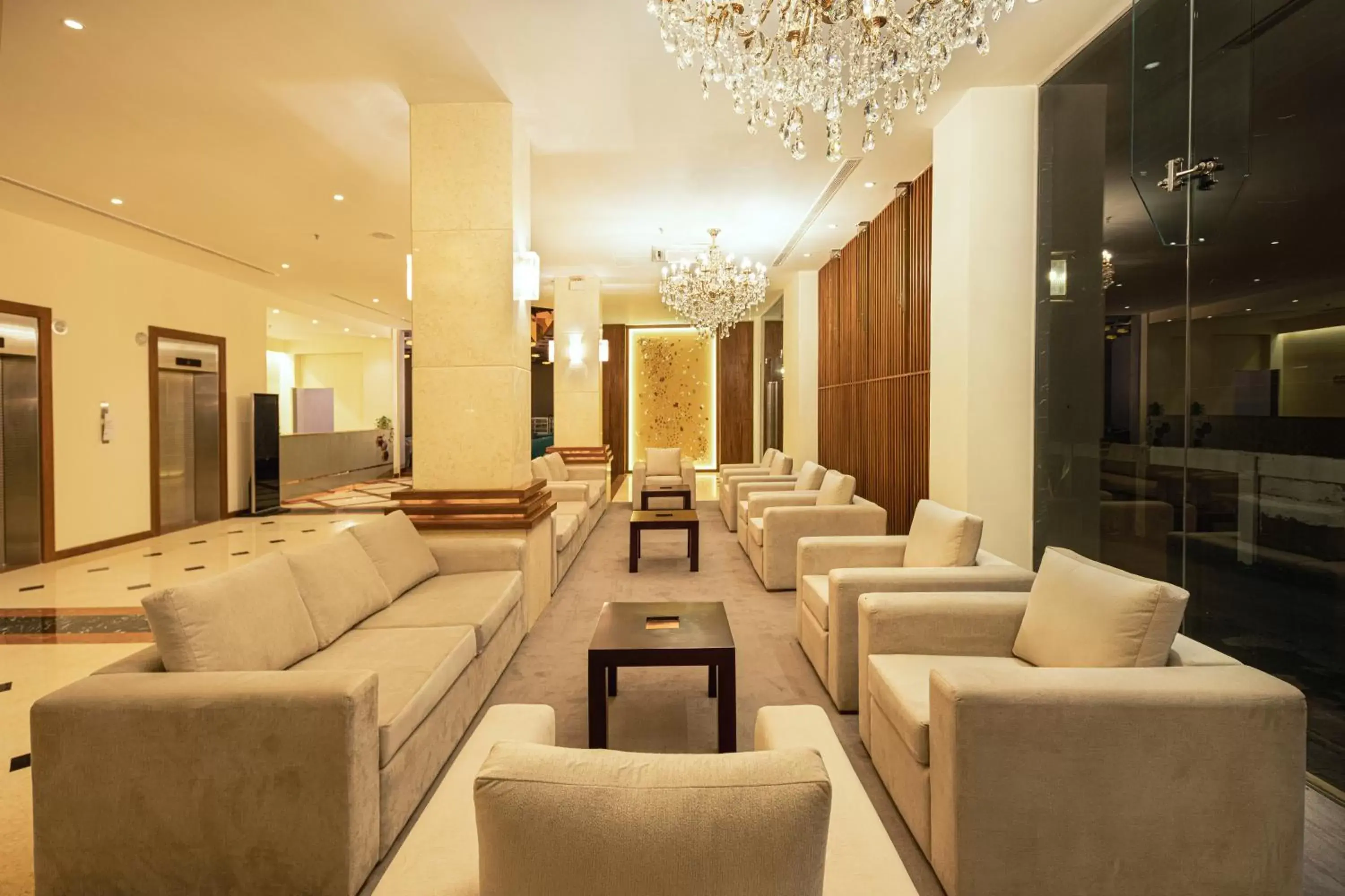 Lobby or reception, Lounge/Bar in Pearl Grand By Rathna