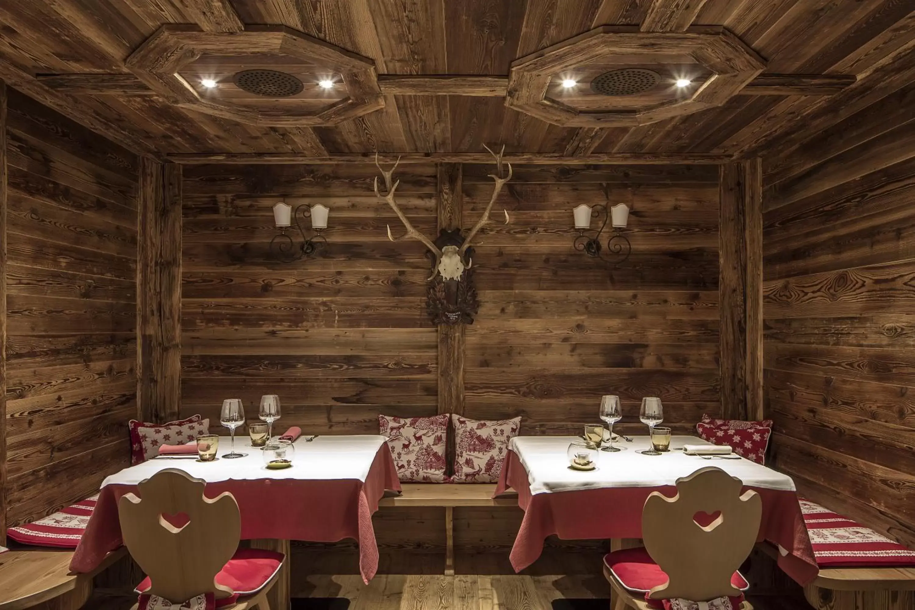 Restaurant/Places to Eat in Hotel Chalet Del Sogno