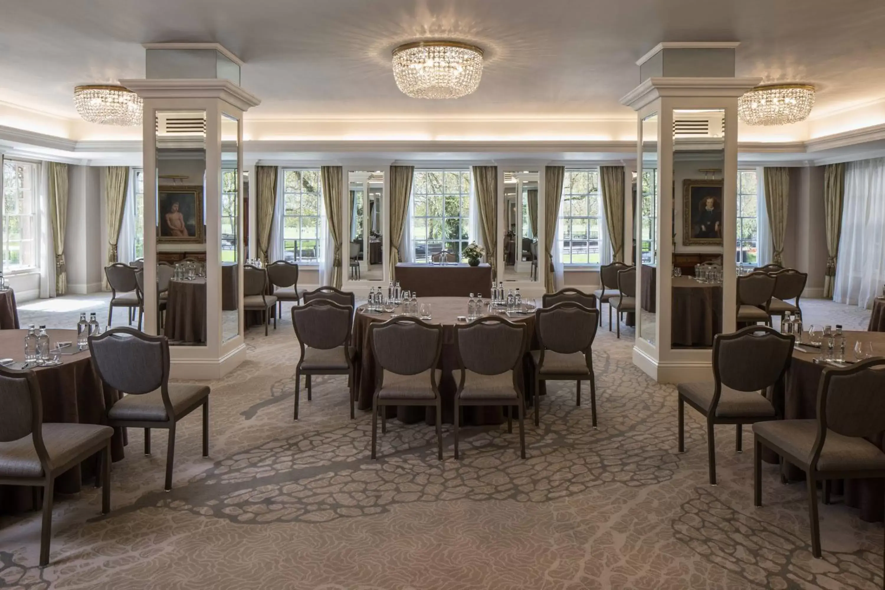Meeting/conference room, Restaurant/Places to Eat in JW Marriott Grosvenor House London
