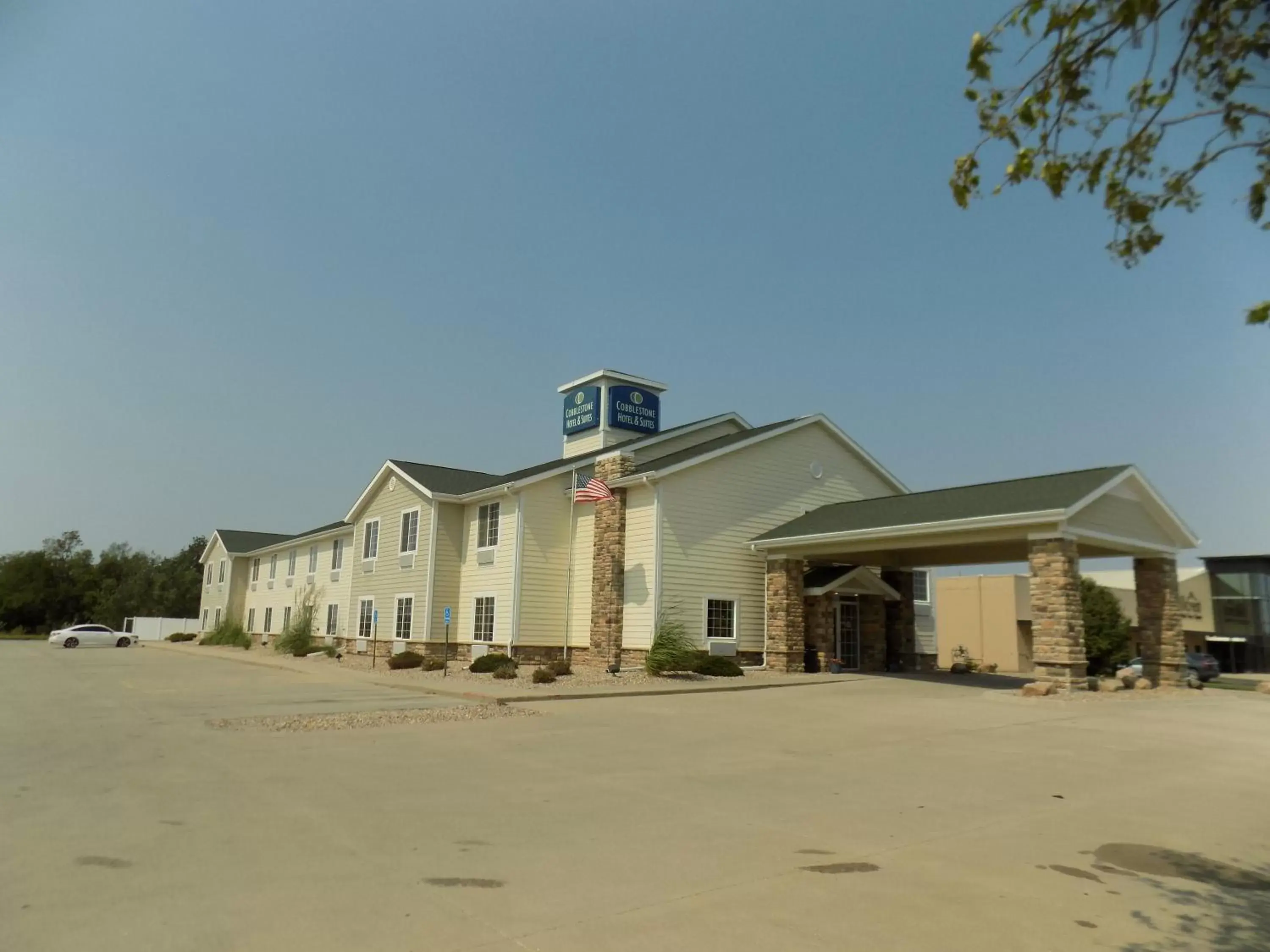 Property Building in Cobblestone Hotel & Suites - Seward