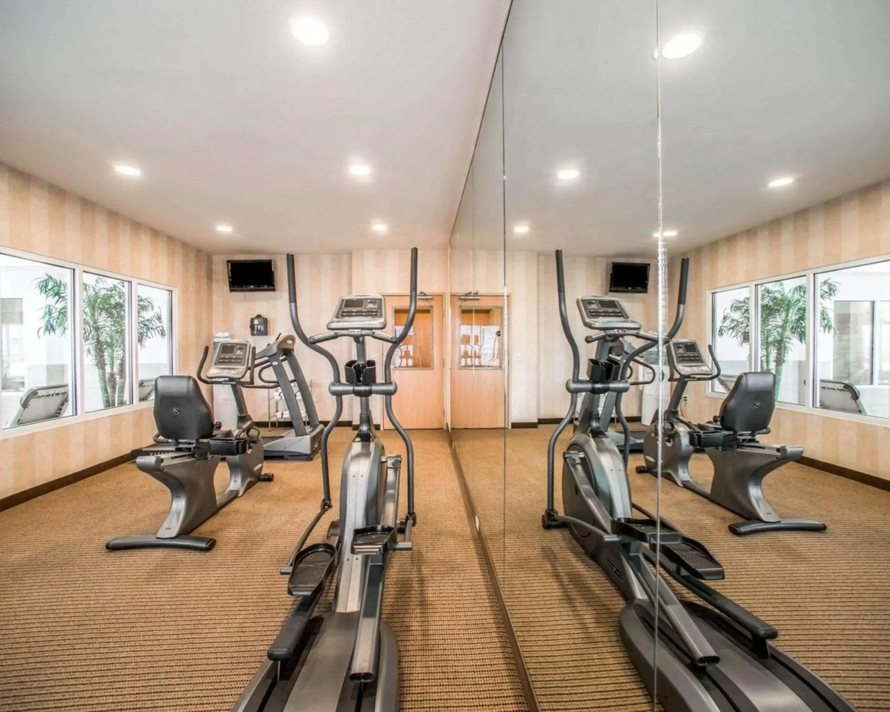Fitness centre/facilities, Fitness Center/Facilities in Sleep Inn & Suites Washington near Peoria