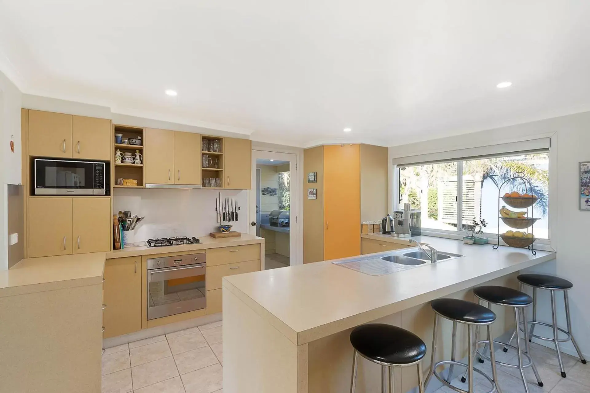 Kitchen/Kitchenette in Tathra Beach House Holiday Apartments