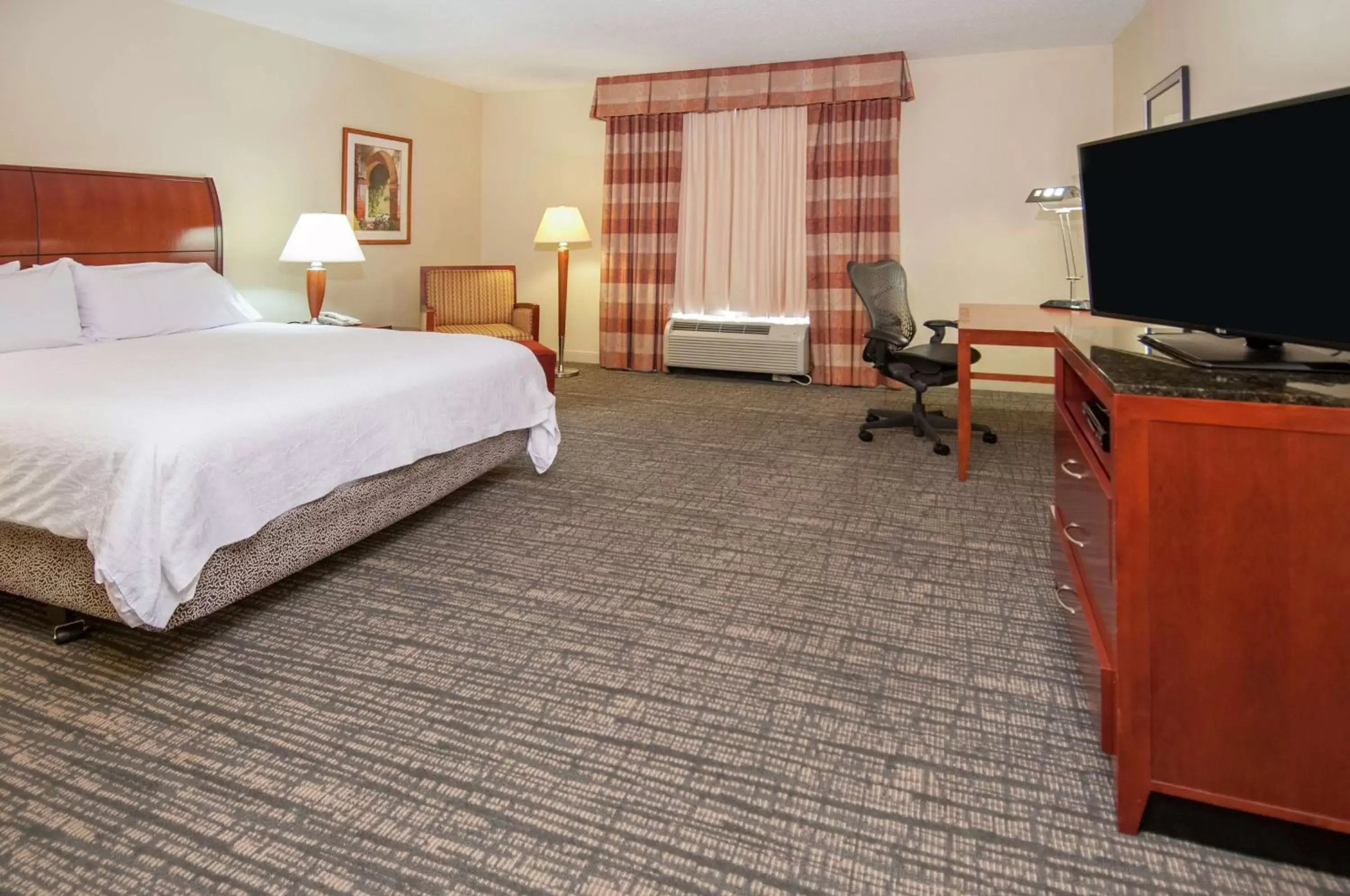 Bedroom, Bed in Hilton Garden Inn Jackson/Pearl