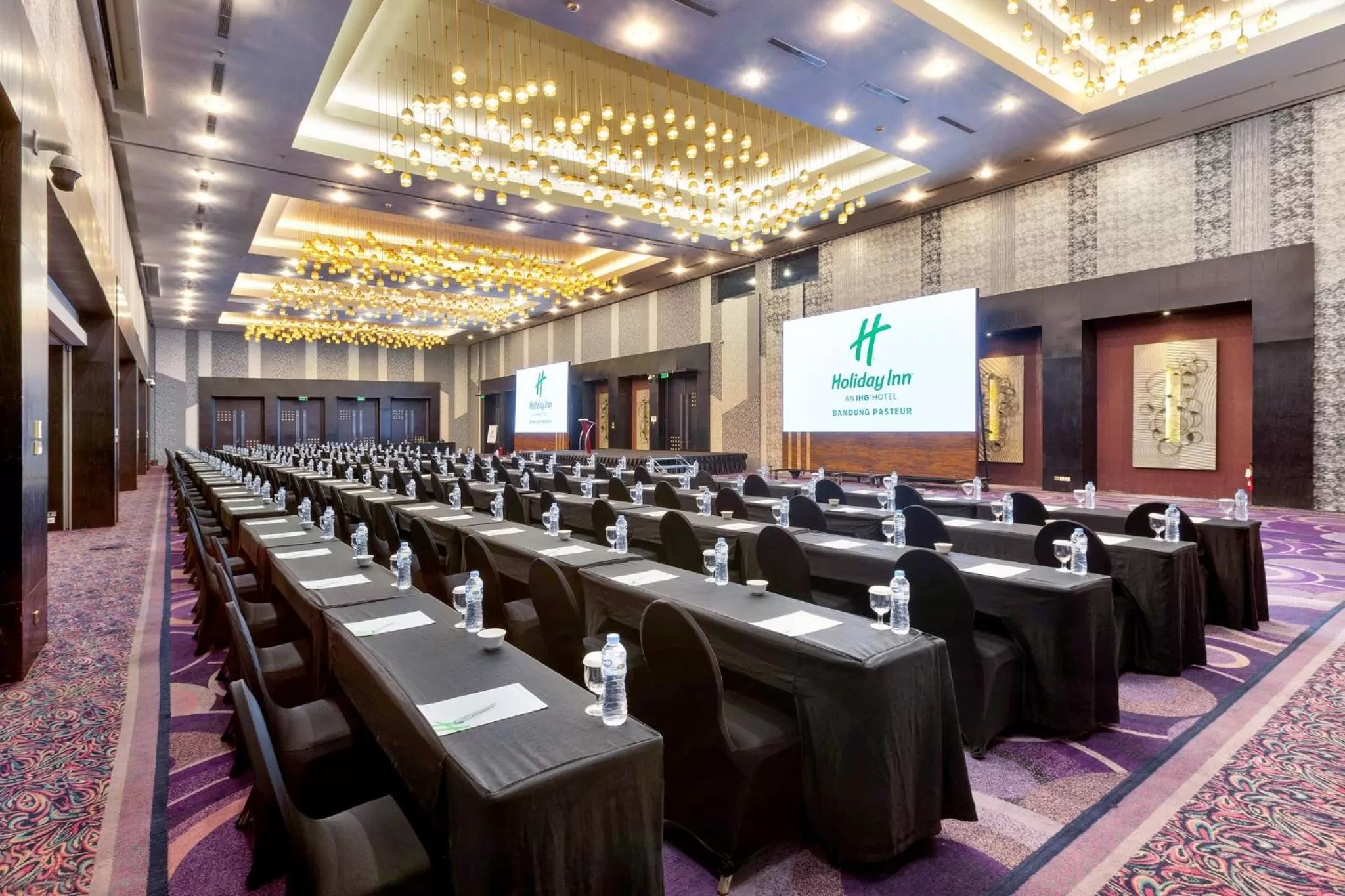 Banquet/Function facilities in Holiday Inn Bandung Pasteur by IHG