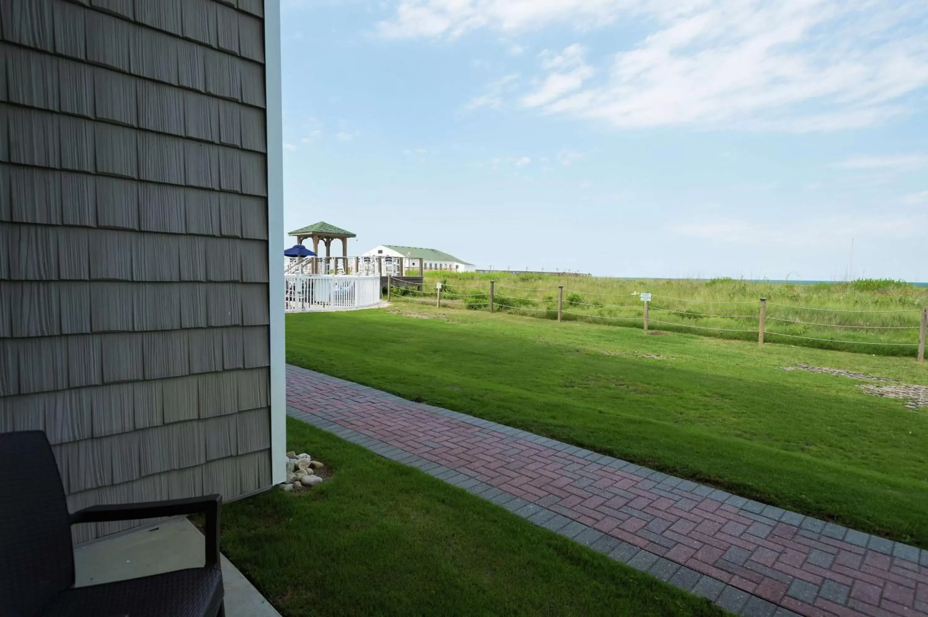 Photo of the whole room, Garden in Hilton Garden Inn Outer Banks/Kitty Hawk