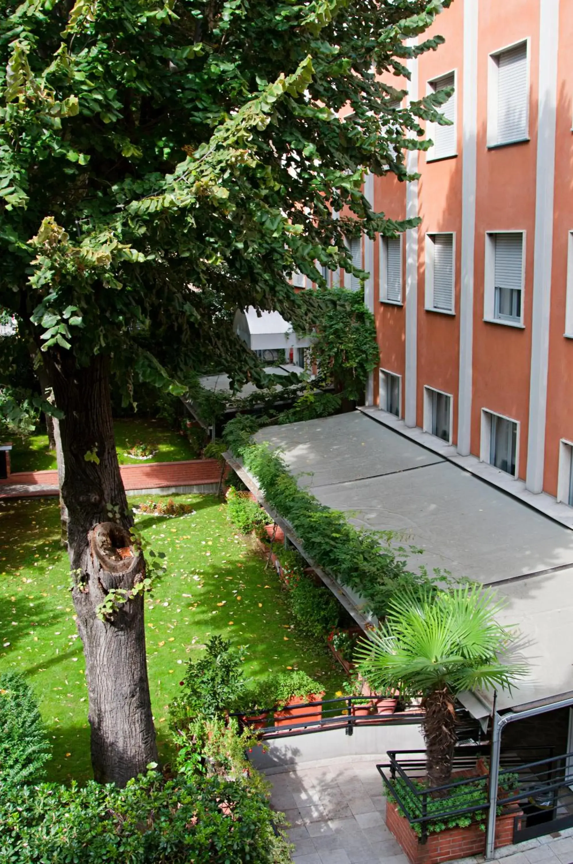 Facade/entrance in eco Hotel Milano & BioRiso Restaurant