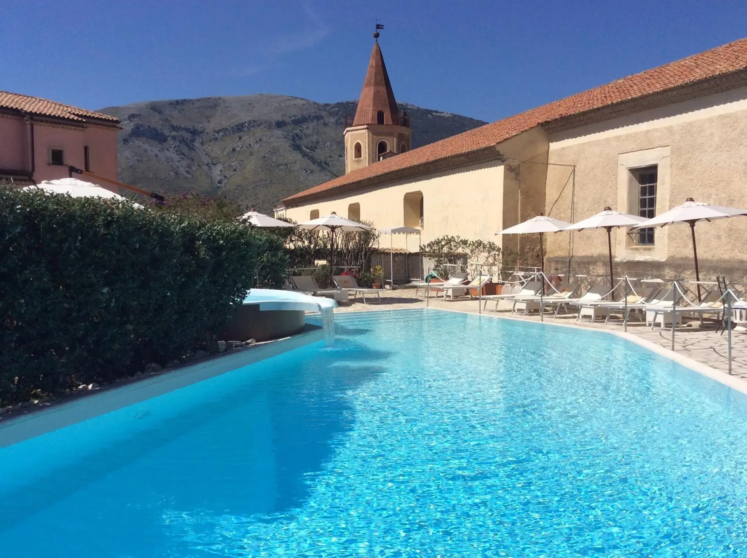 Swimming pool, Property Building in La Locanda Delle Donne Monache