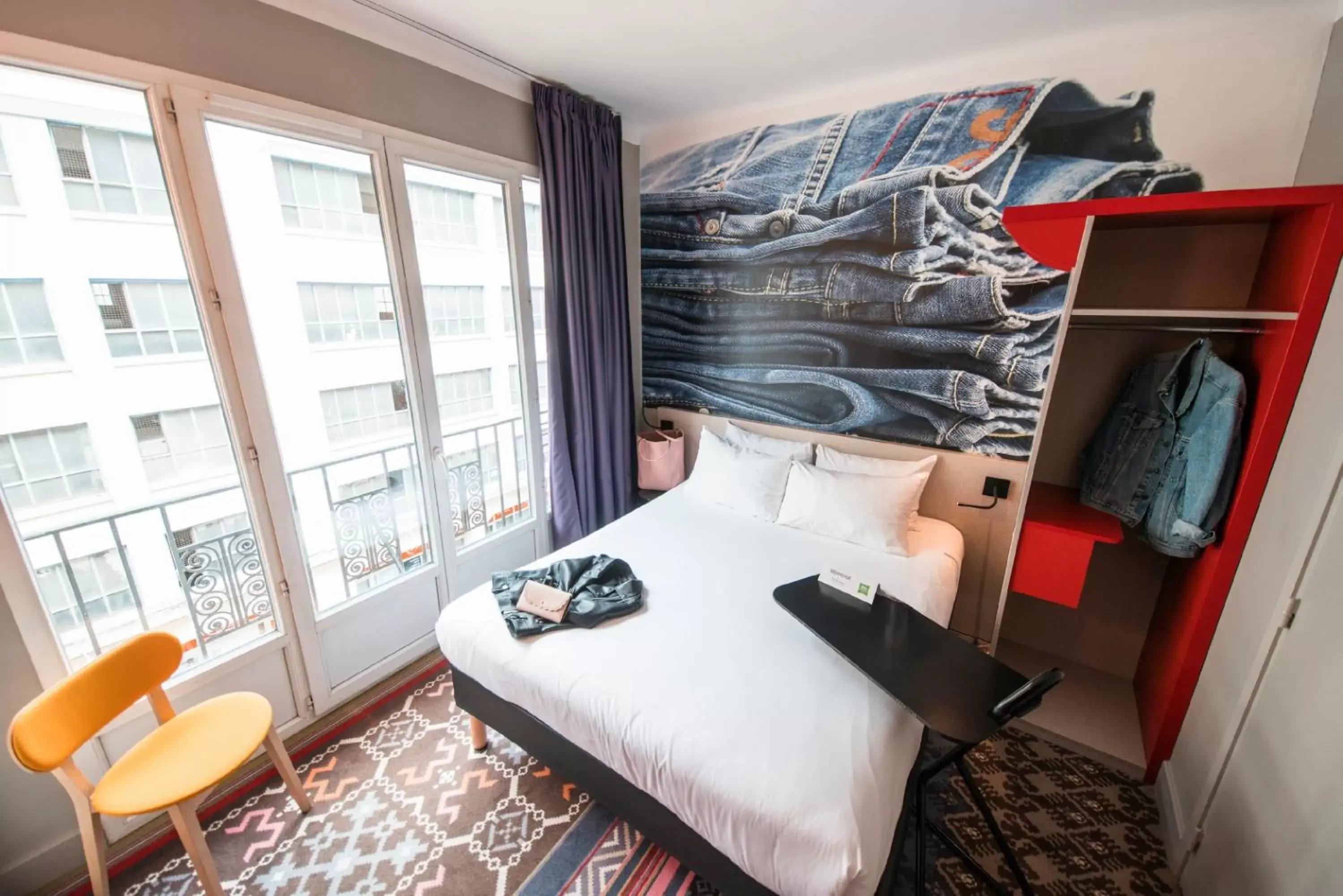 Bed in ibis Styles Lille Centre Grand Place