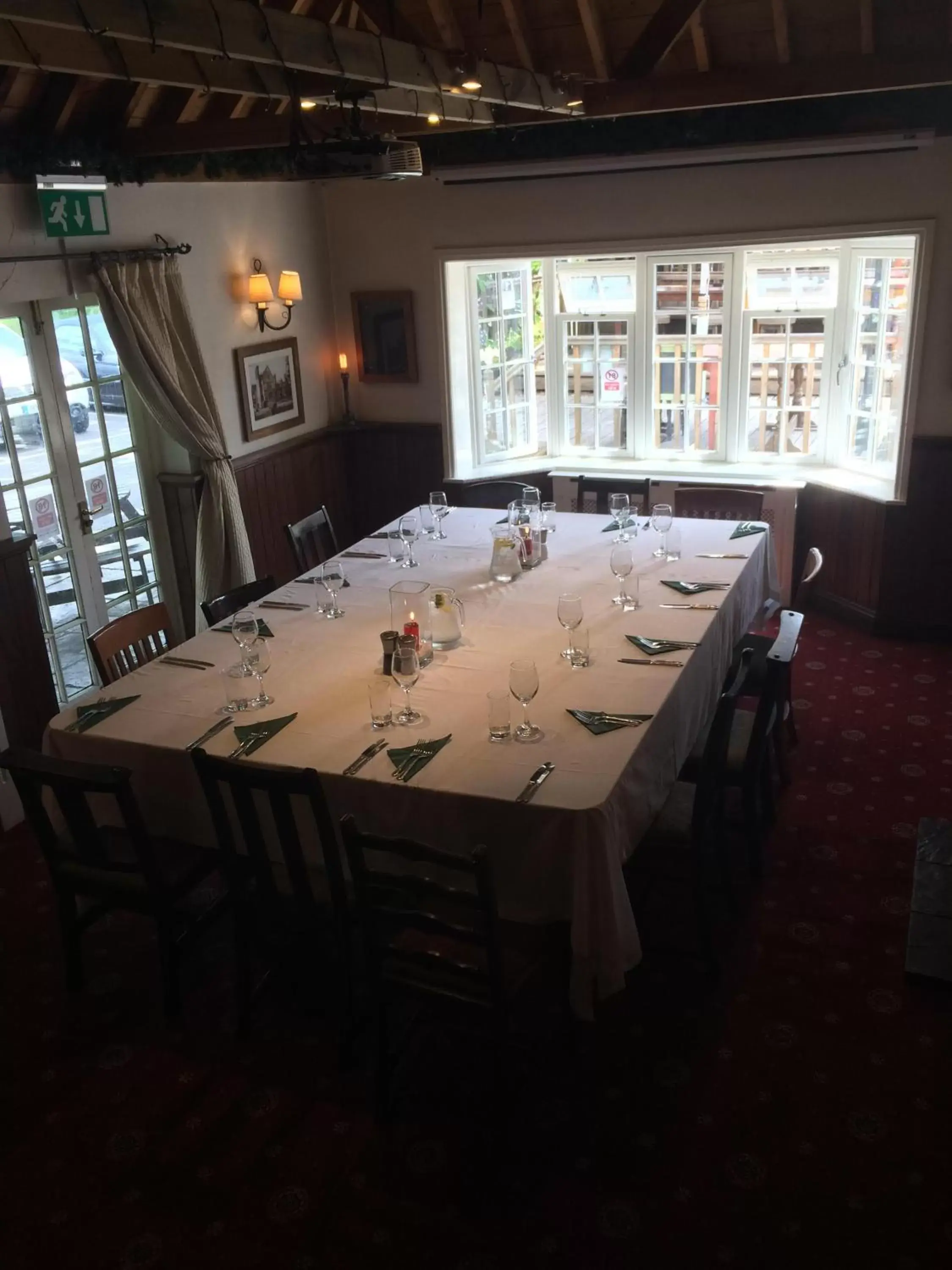 Dining area, Restaurant/Places to Eat in The Wheatsheaf Inn