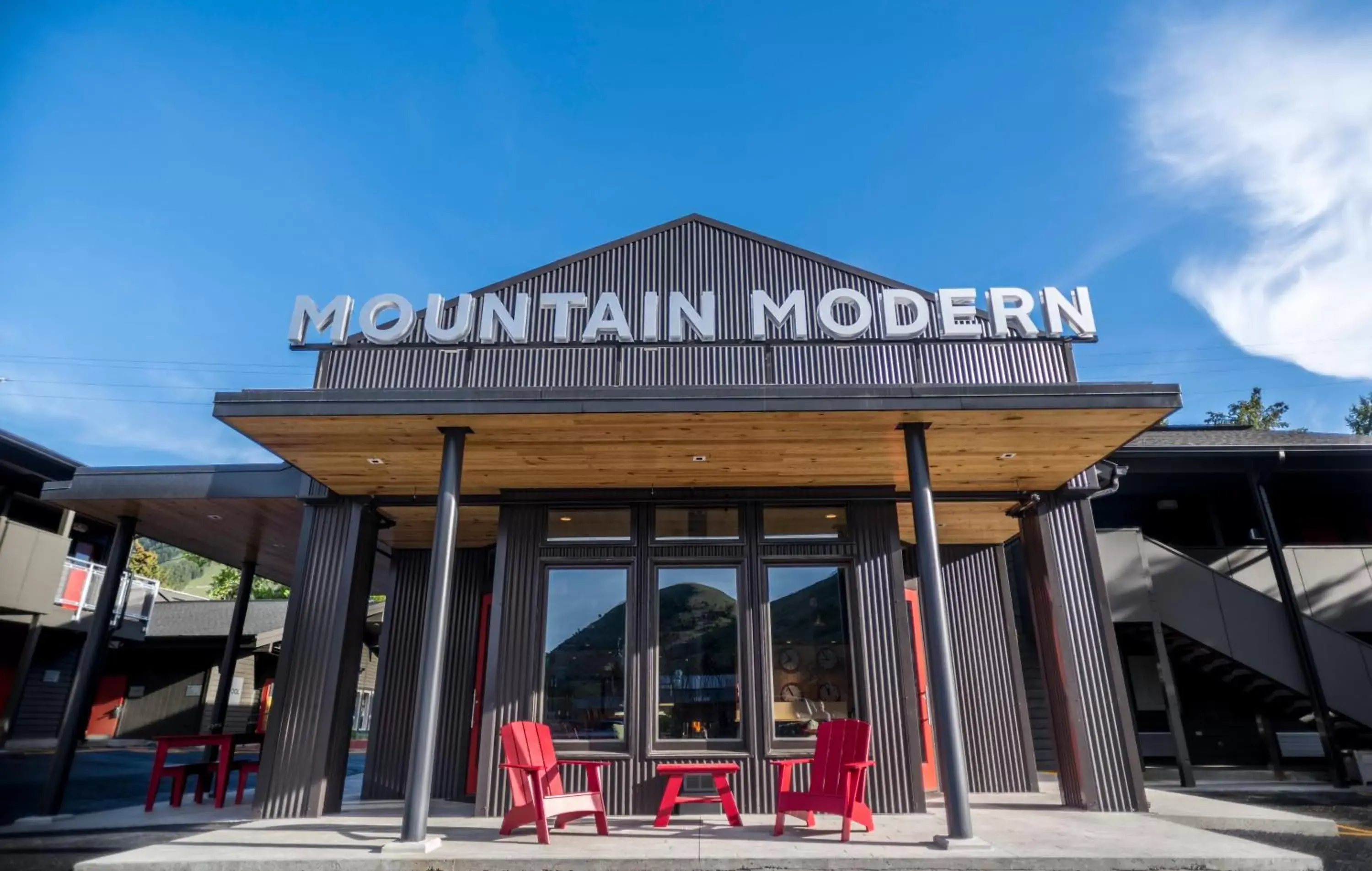 Facade/entrance, Property Building in Mountain Modern Motel