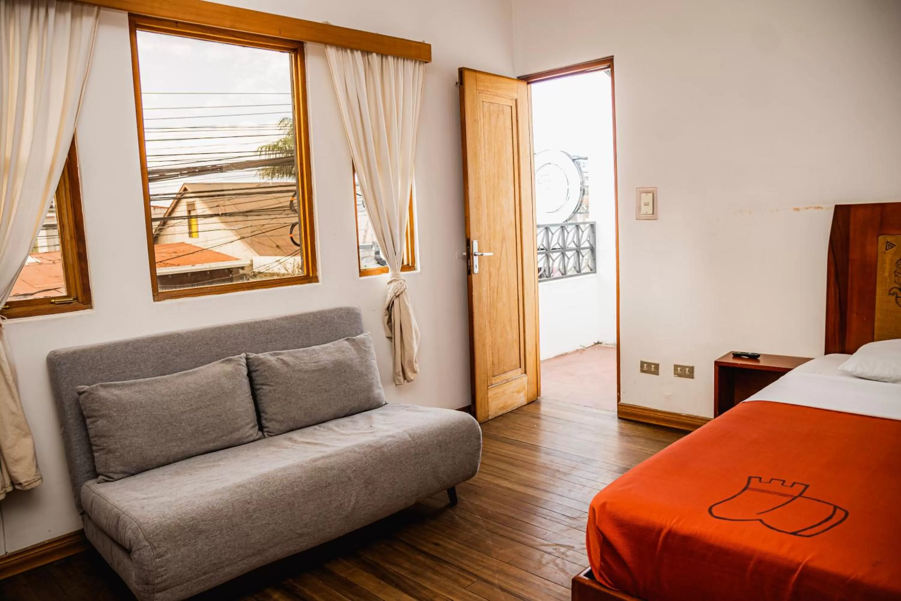 Balcony/Terrace, Bed in Hotel Luz de Luna