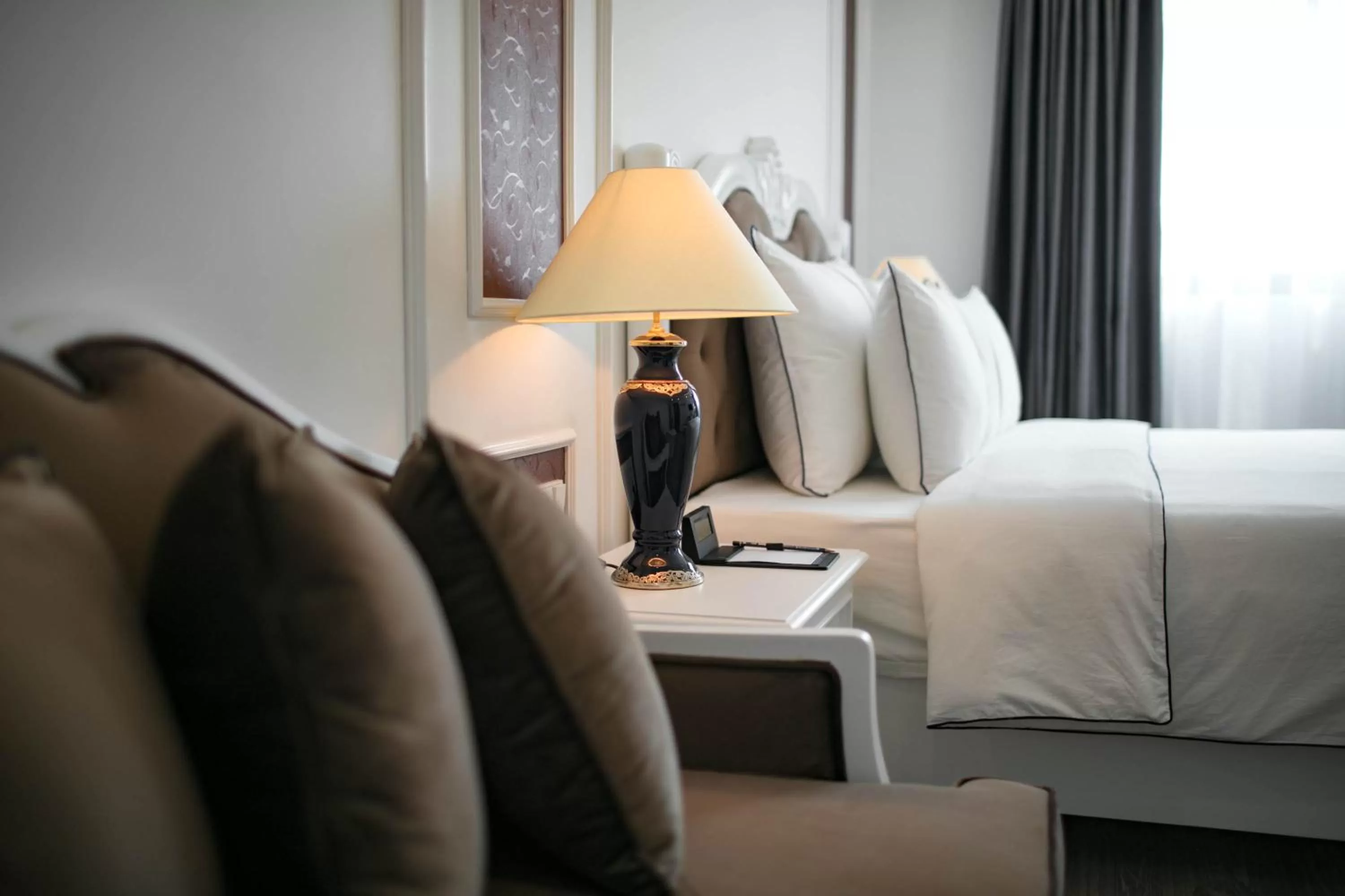 Decorative detail, Bed in Bonsella Hotel