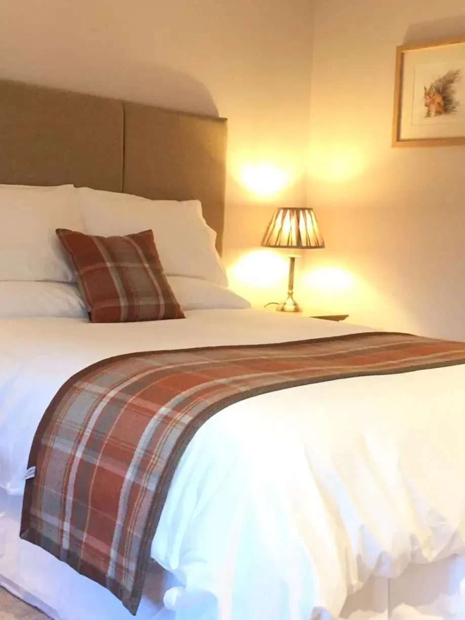 Bed in The Drayton Crown