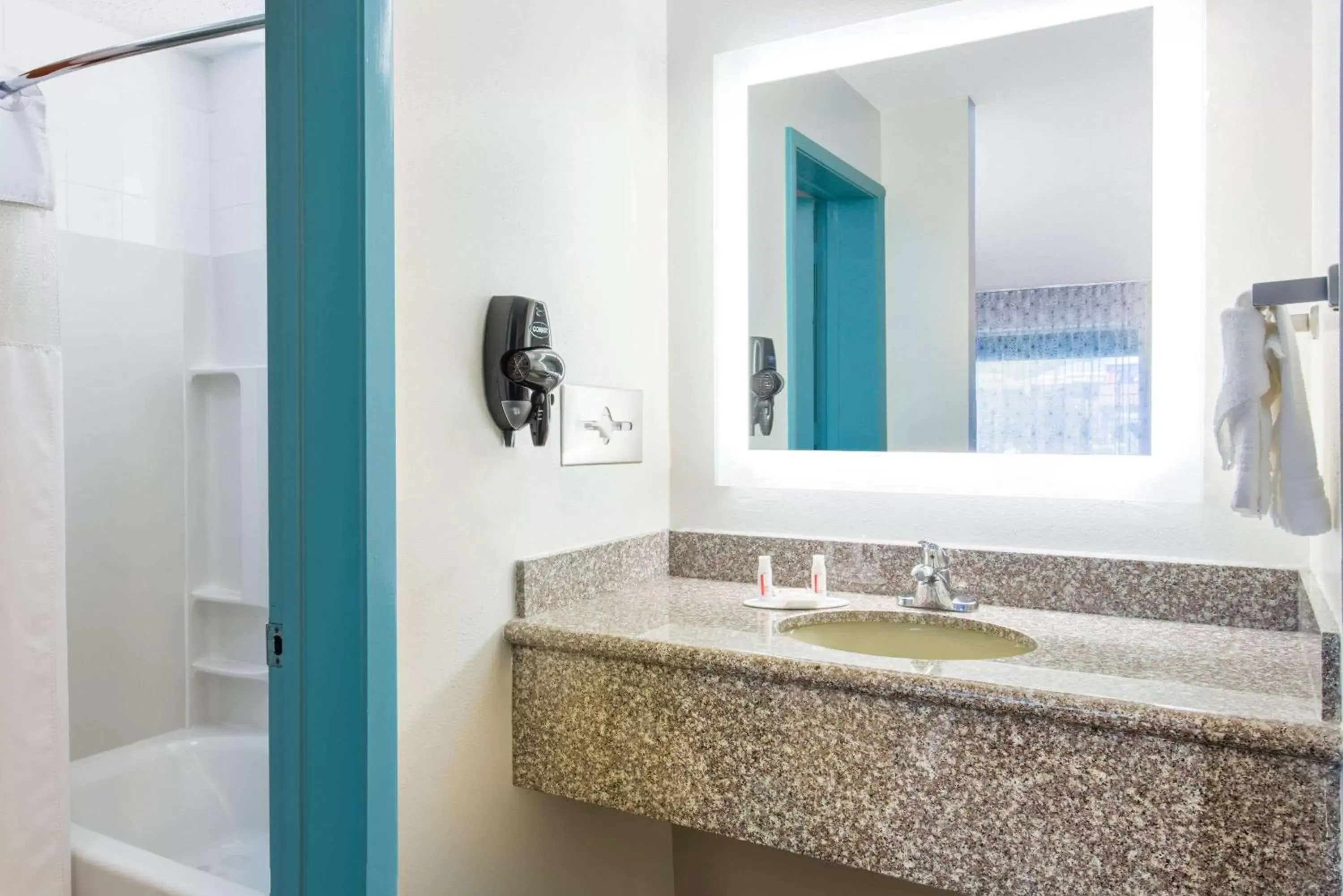 Shower, Bathroom in Howard Johnson by Wyndham Ocala FL