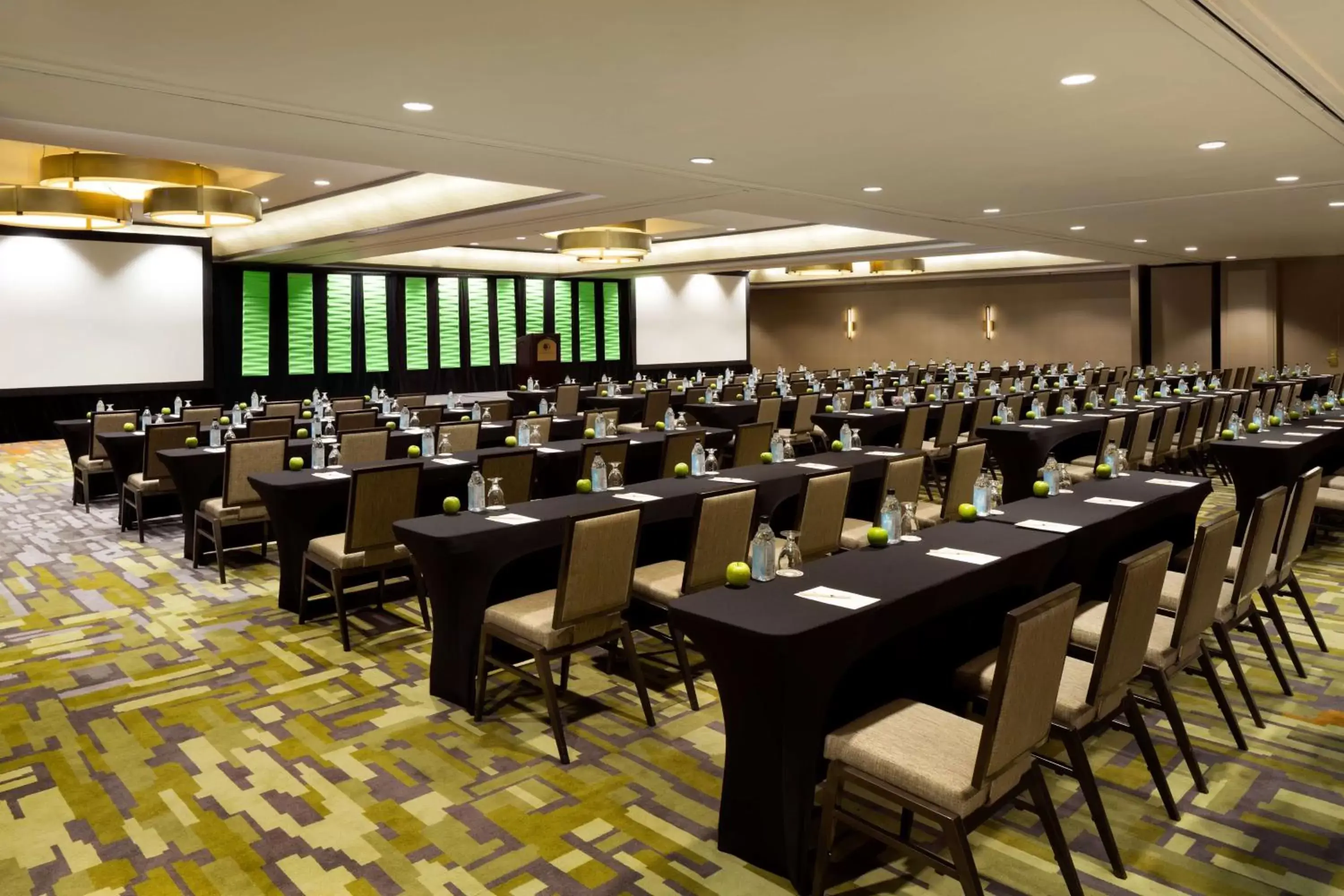 Meeting/conference room in DoubleTree by Hilton Hotel Dallas Campbell Centre