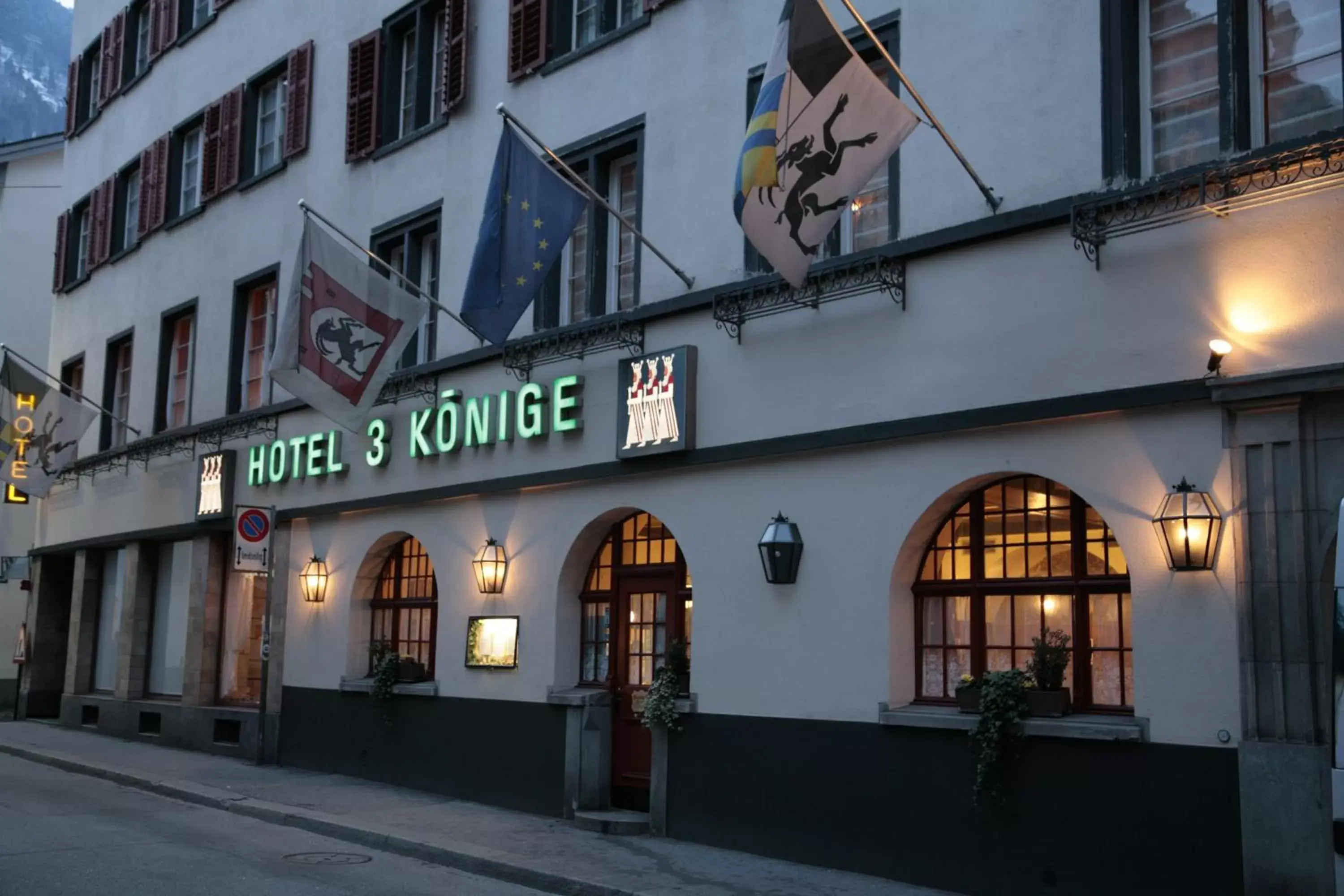 Facade/entrance in Hotel Drei Könige