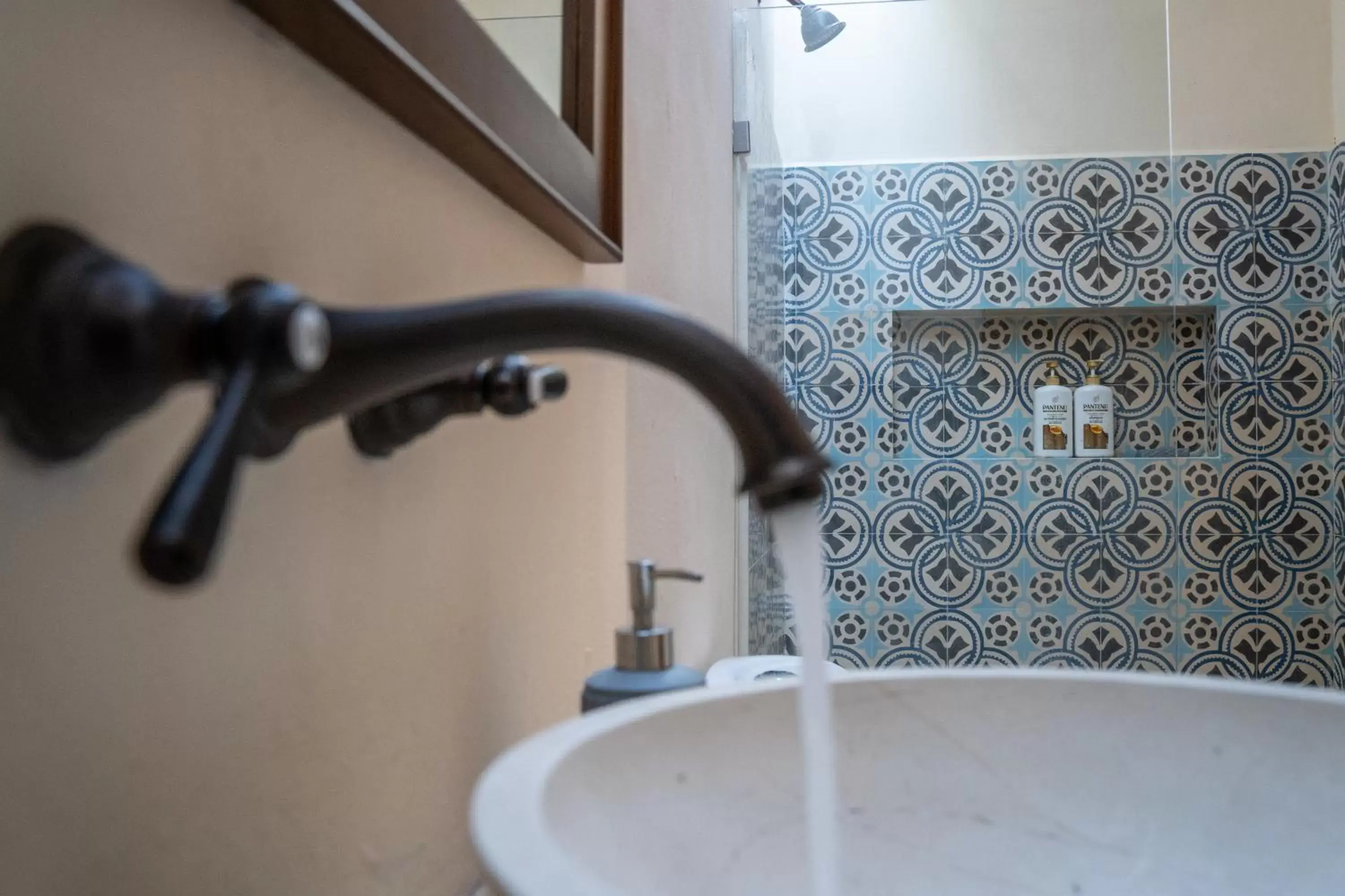 Bathroom in Hotel & Hostal Boutique Casa Garza