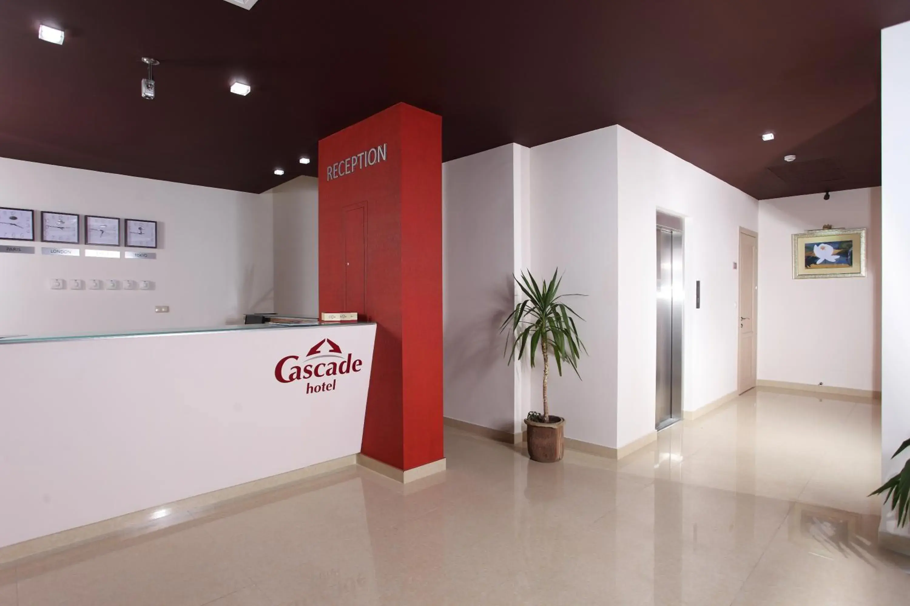 Lobby or reception in Cascade Hotel Lobby or reception in Cascade Hotel