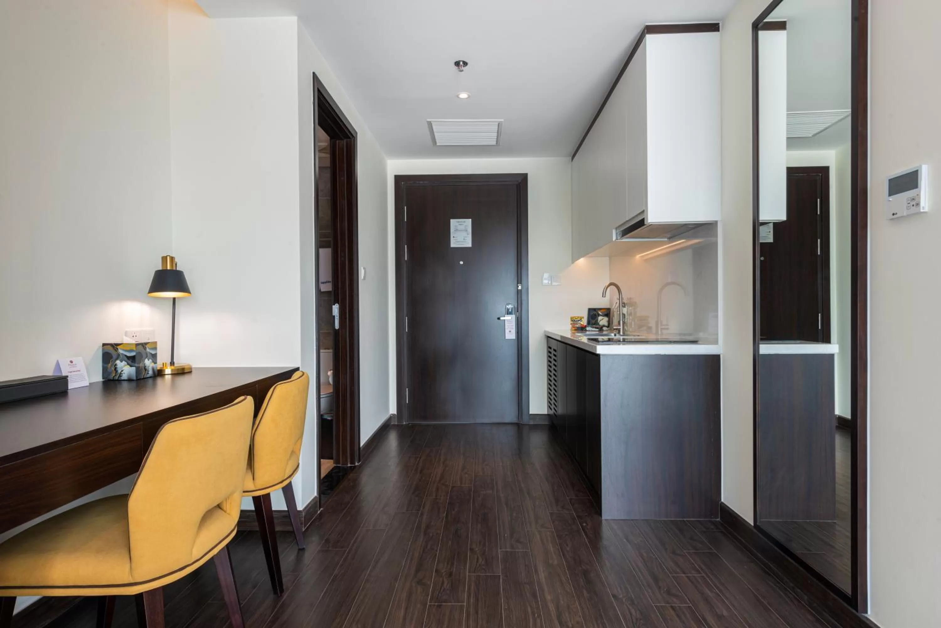 Seating area in Best Western Premier Sapphire Ha Long