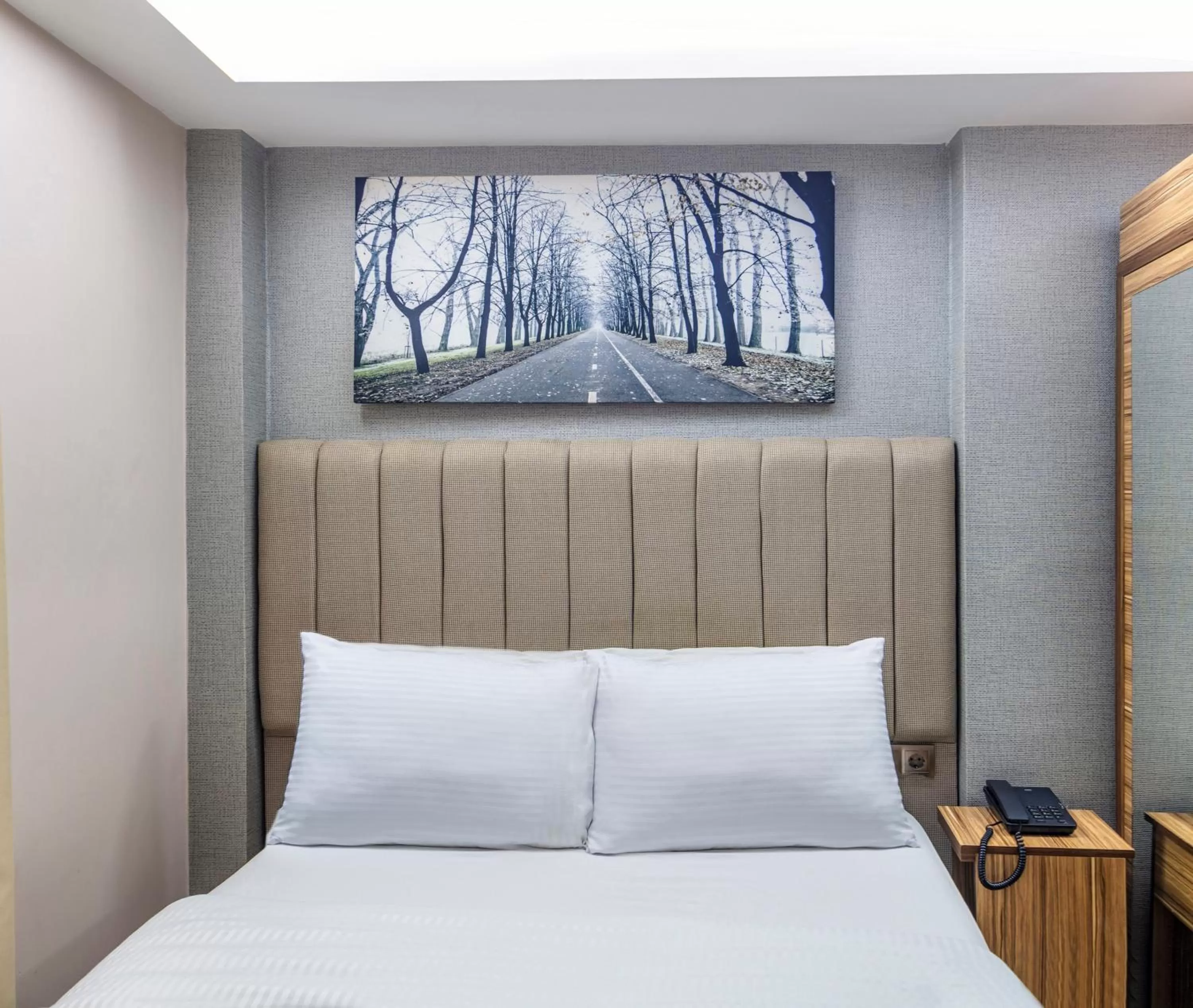 Photo of the whole room, Bed in Dem İstanbul Airport Hotel