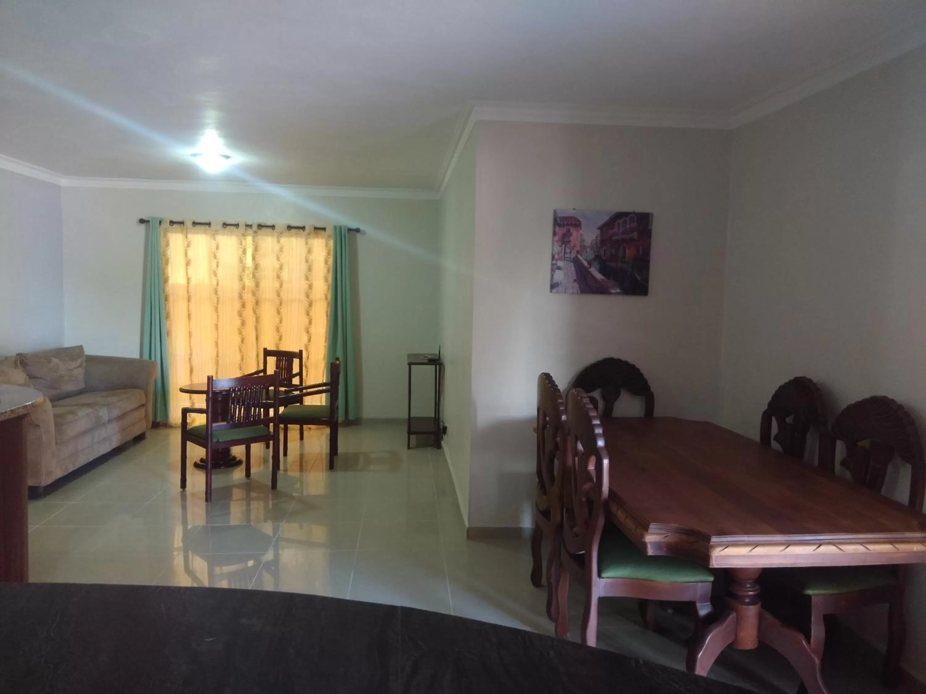 Dining Area in White Sands shared apartments