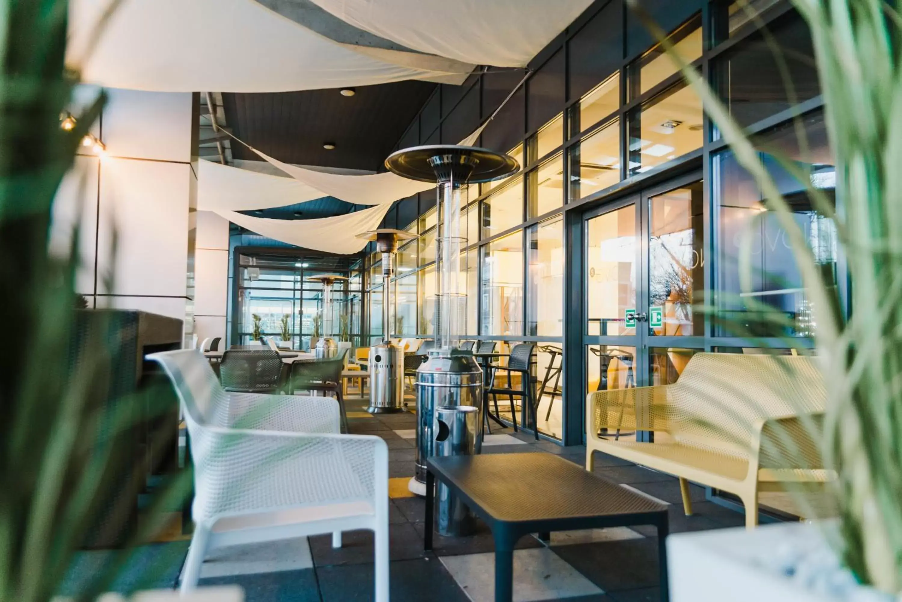 Restaurant/Places to Eat in Novotel Kraków Centrum