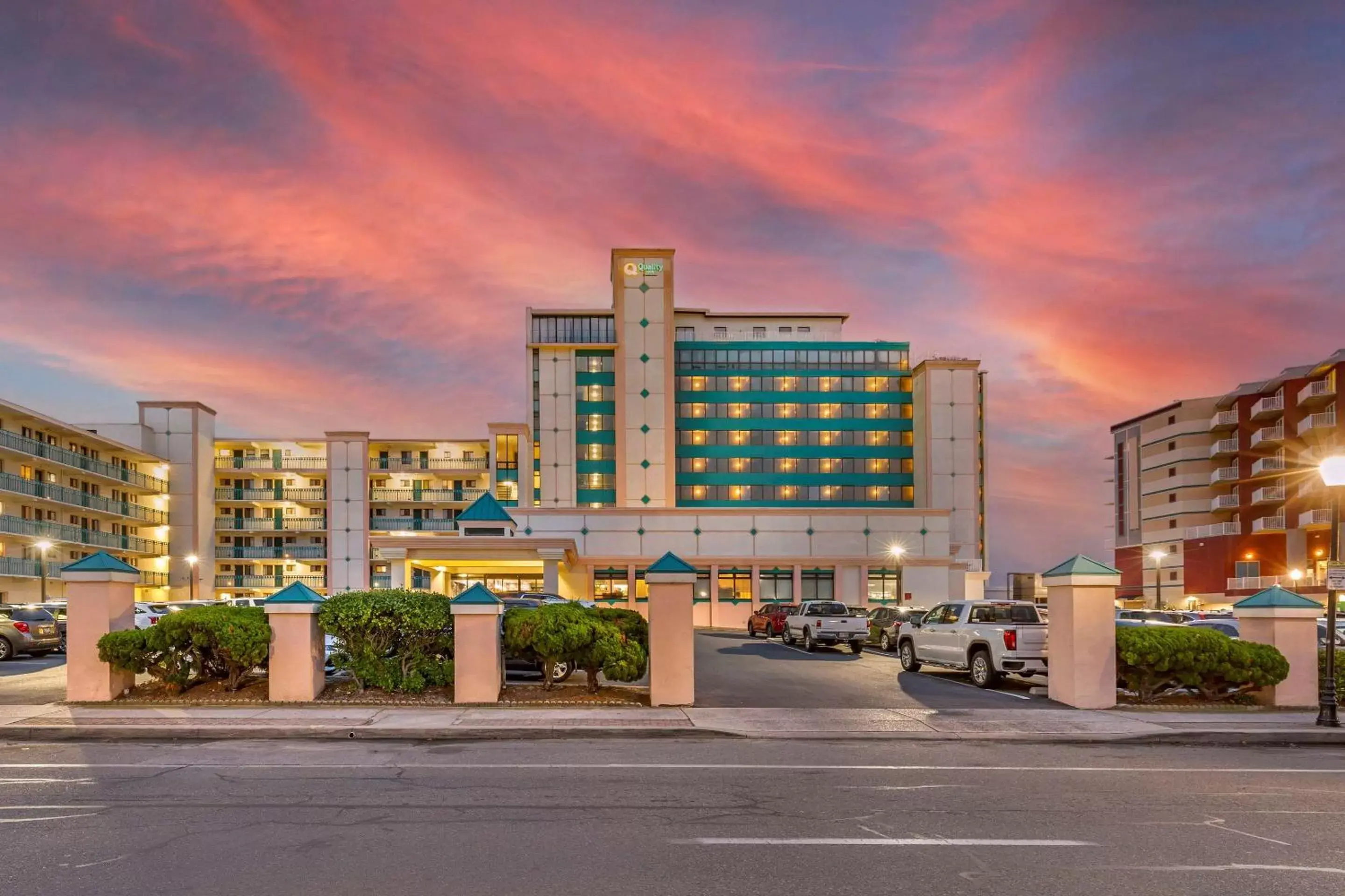 Property Building in Quality Inn Boardwalk