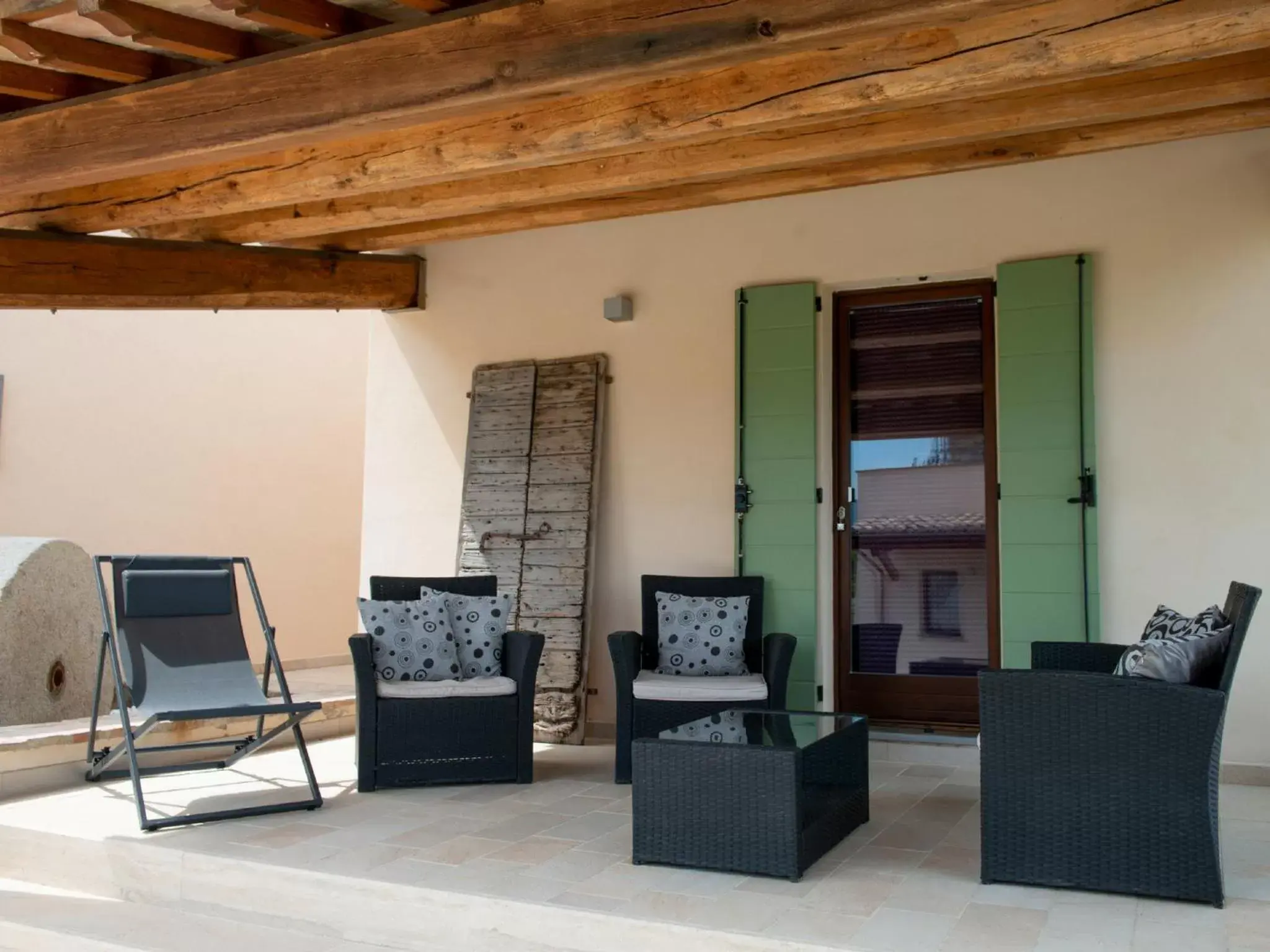 Patio in Serre Alte Landscape Luxury Rooms