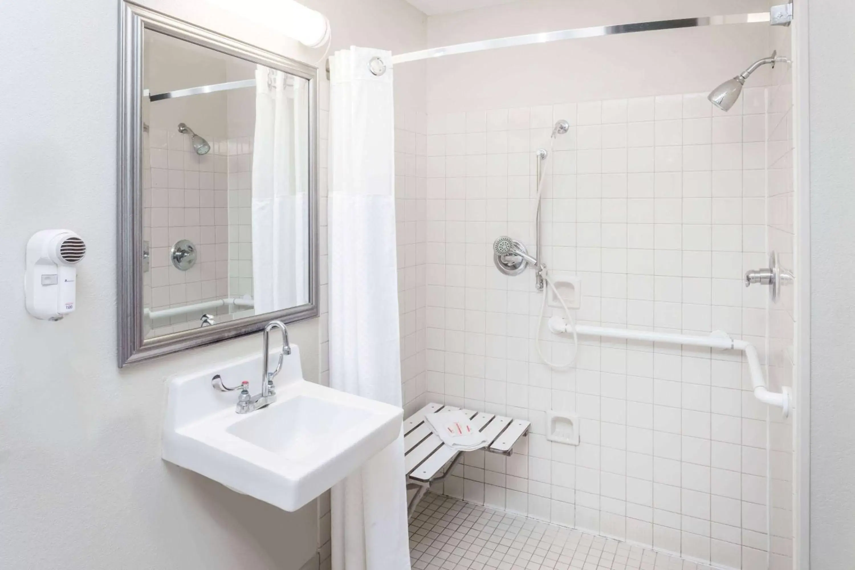 Shower, Bathroom in Baymont by Wyndham Peoria