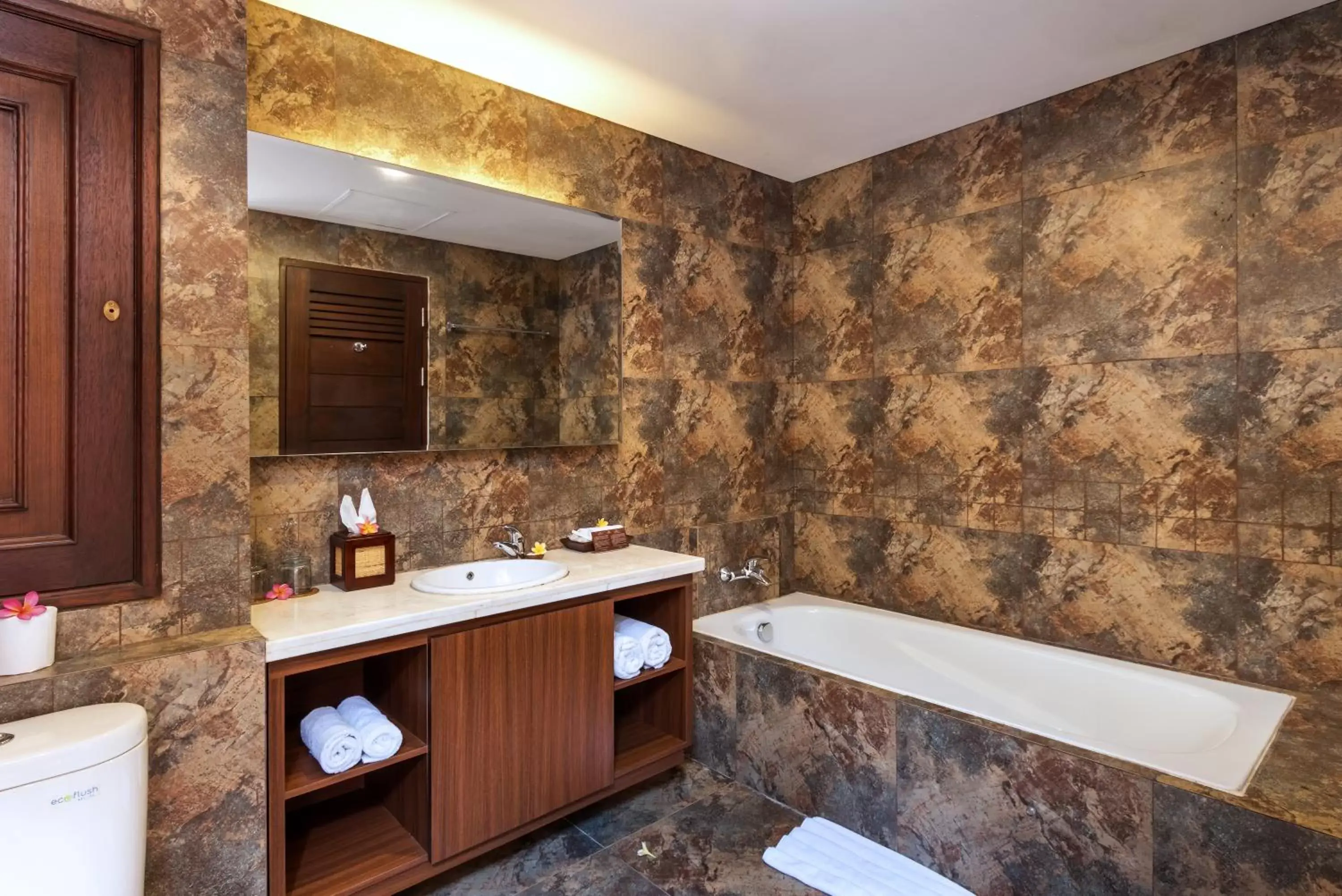 Bathroom in Radha Phala Resort & Spa