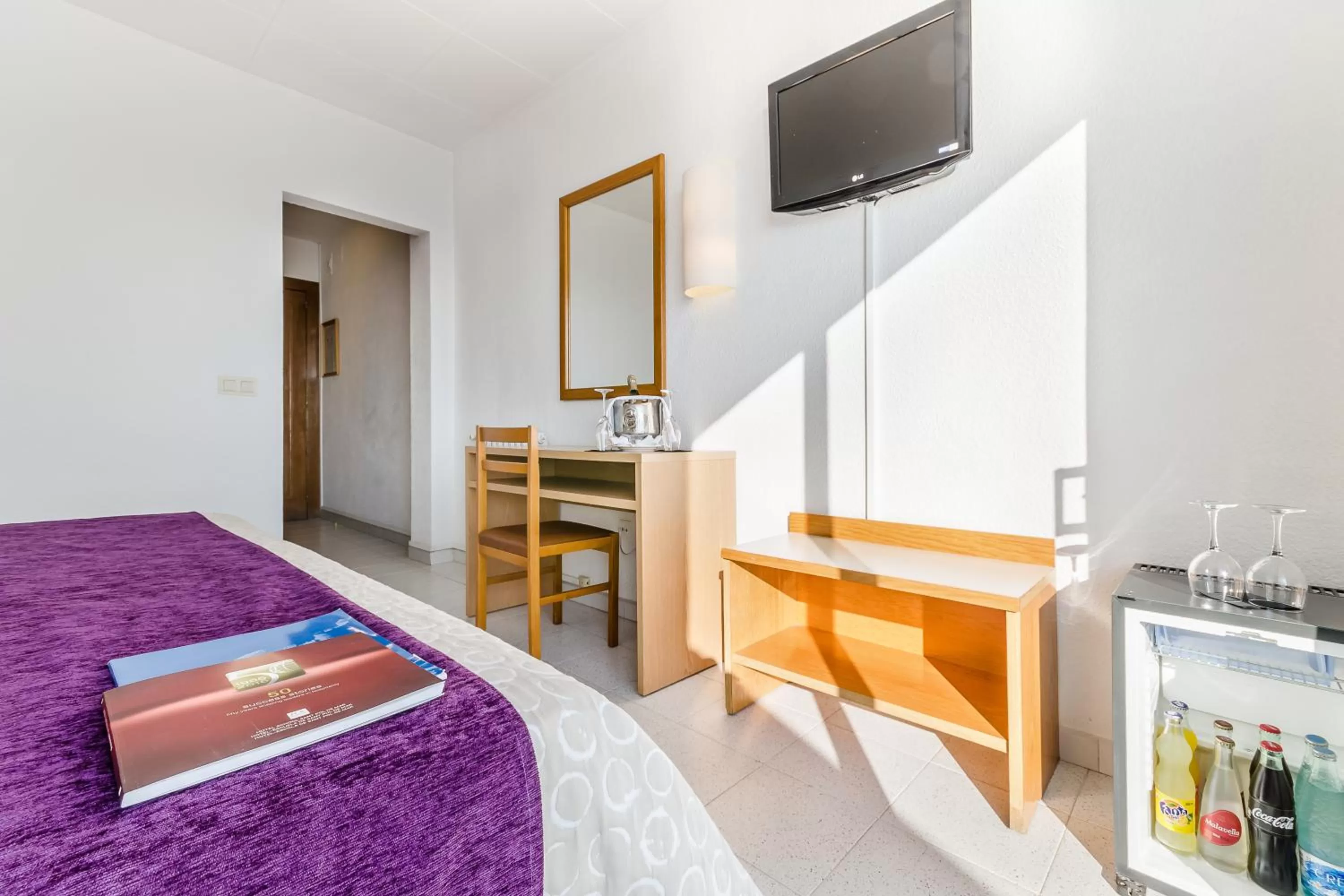 Photo of the whole room, Bed in Gran Sol Hotel