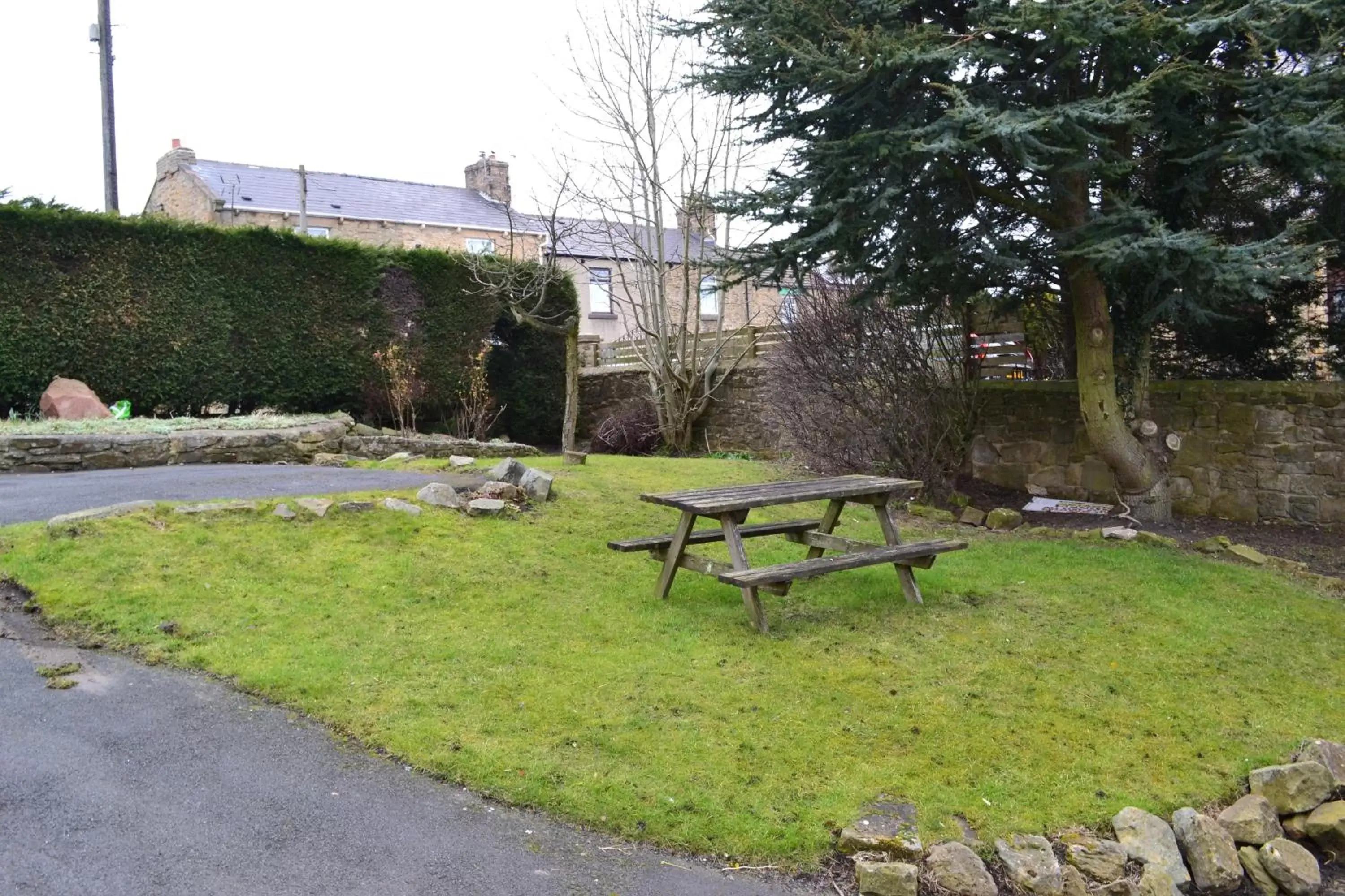 Garden in Oak Tree Inn